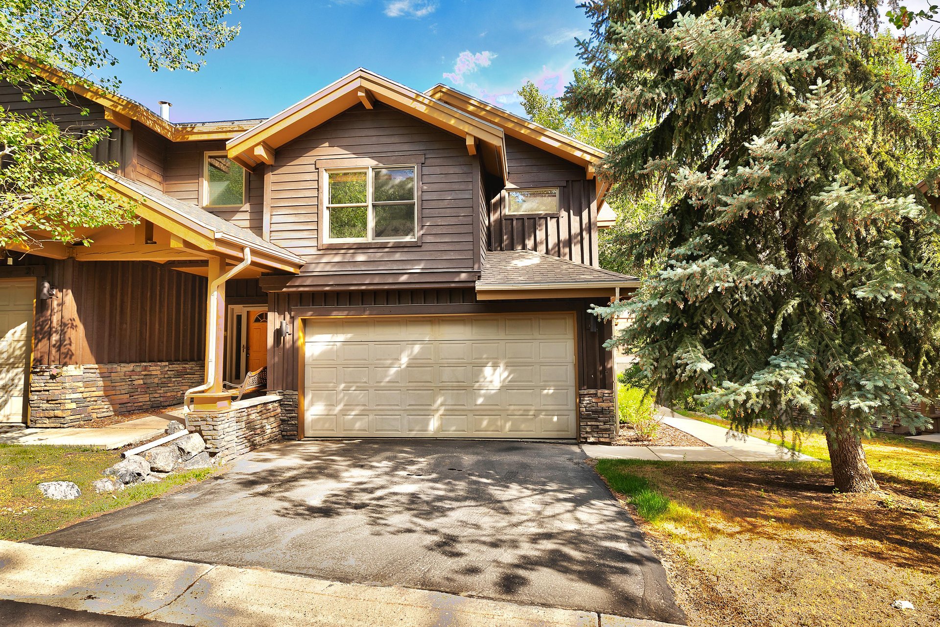 Canyon Crossing 23 with full size garage and driveway