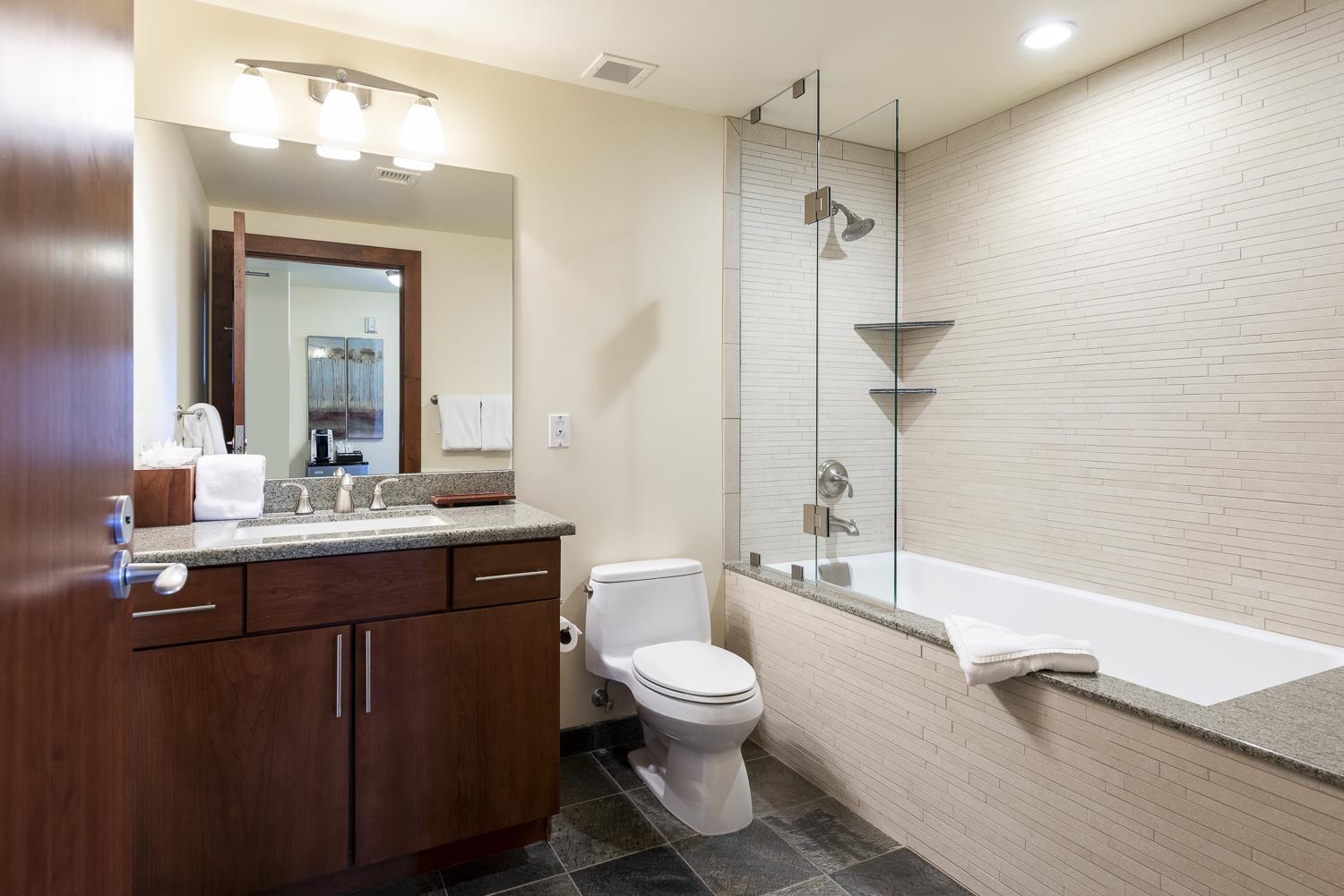Full bathroom