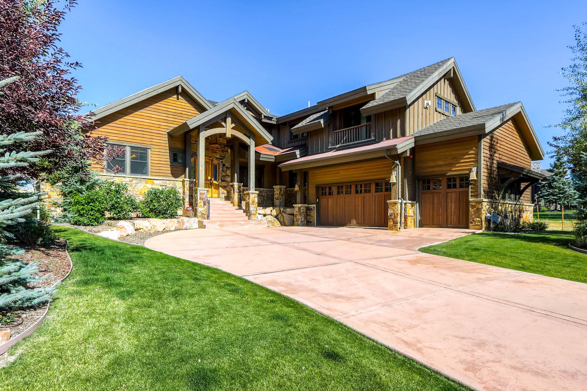 Snowtop Manor