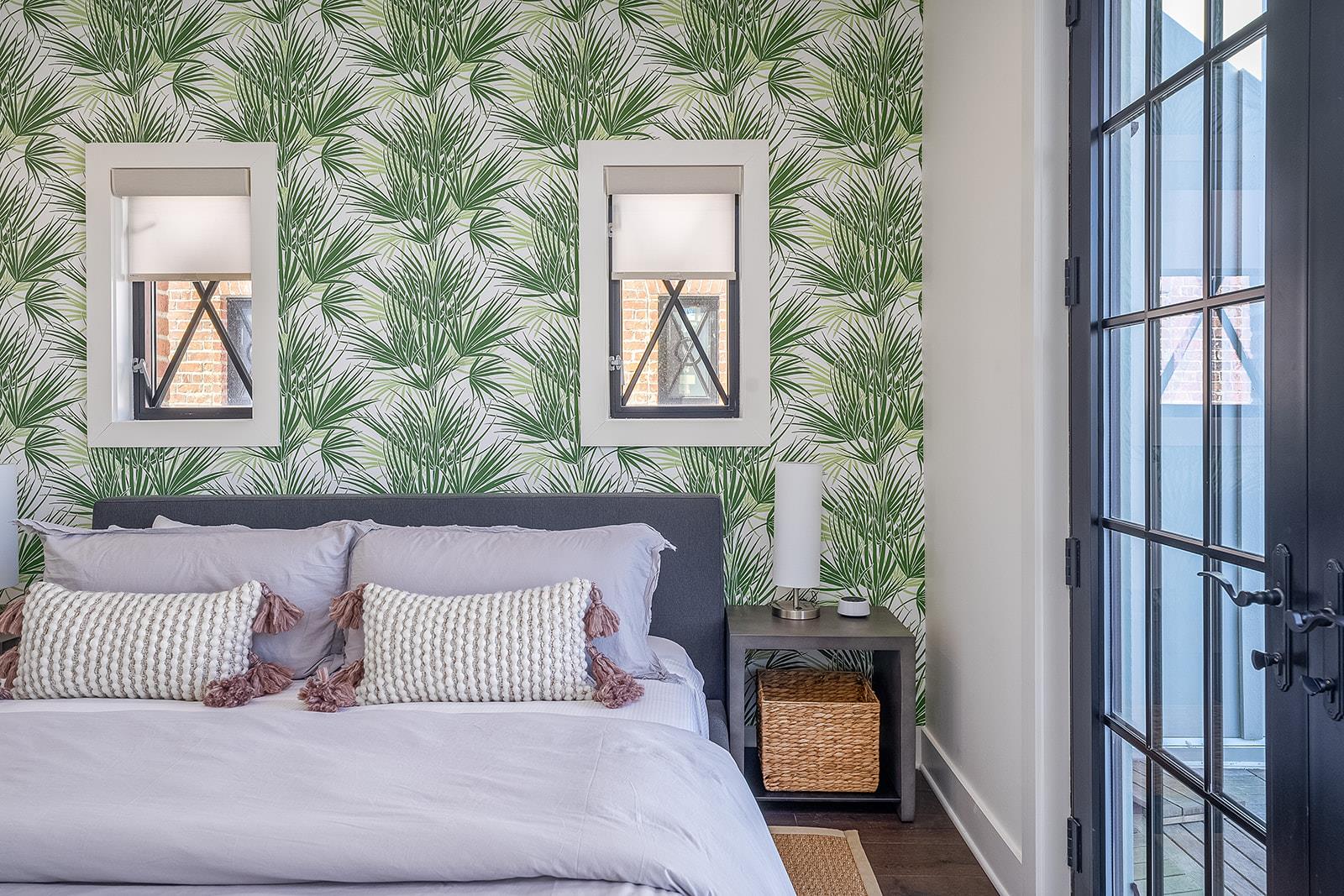 13105