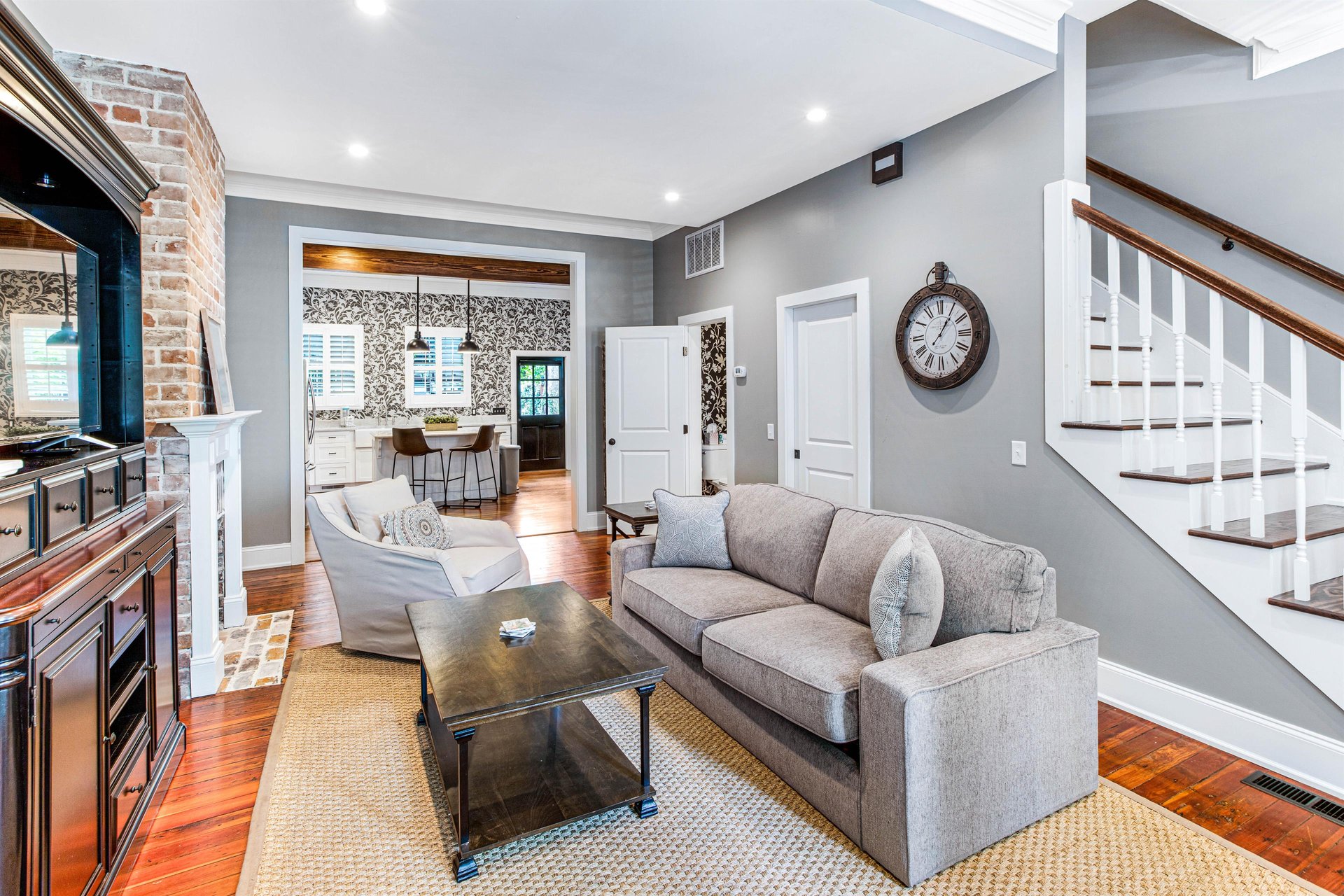 16379