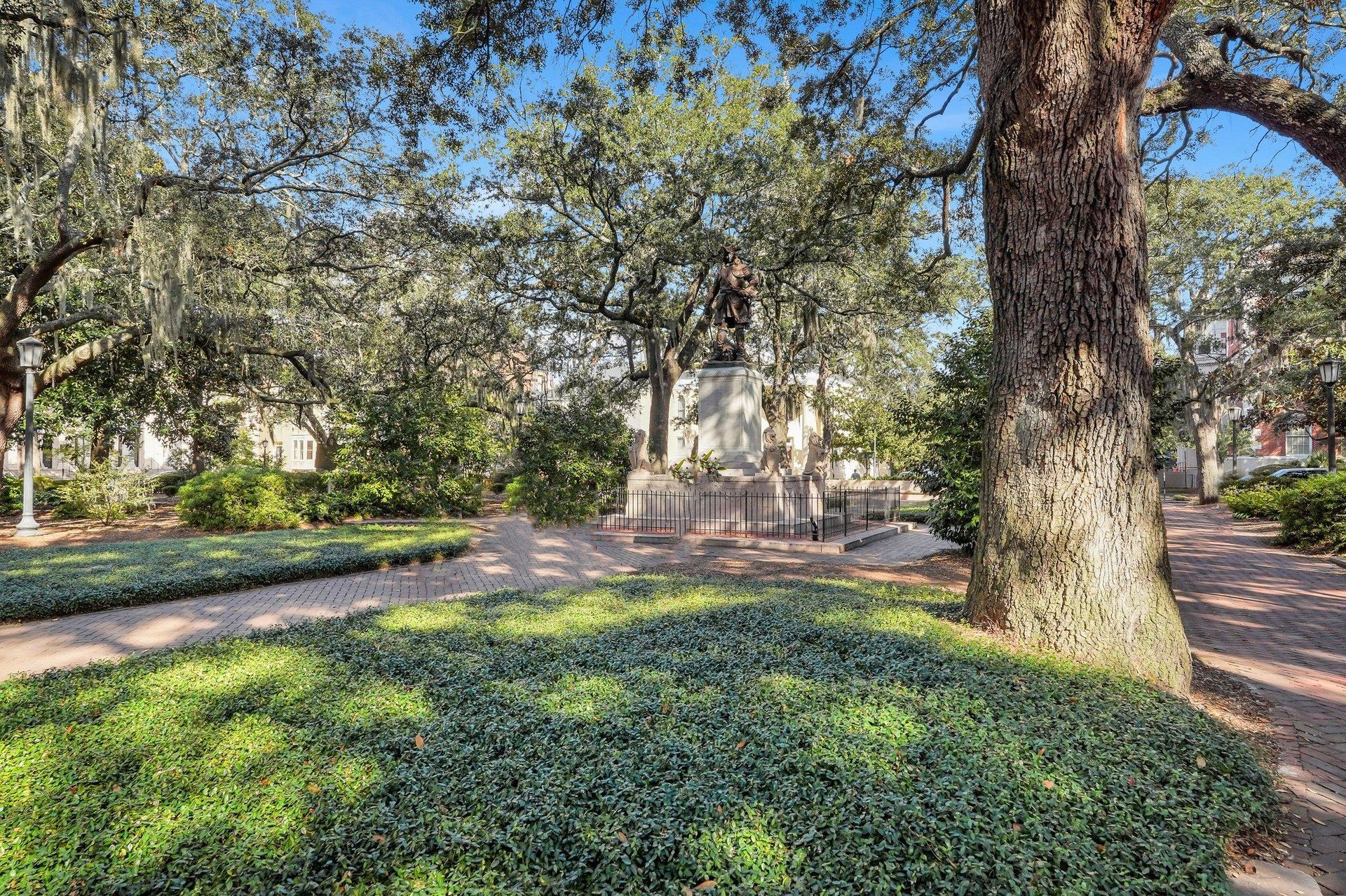 19041