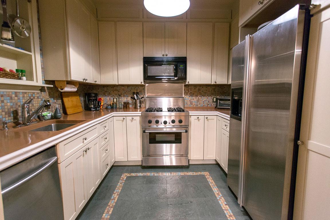 The kitchen has everything youd need to cook a full meal.