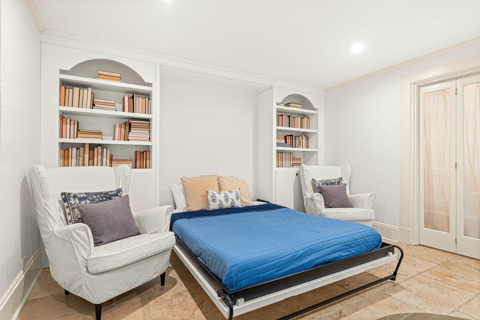 Flex Room  Queen Murphy Bed  Garden Apartment  Garden Level