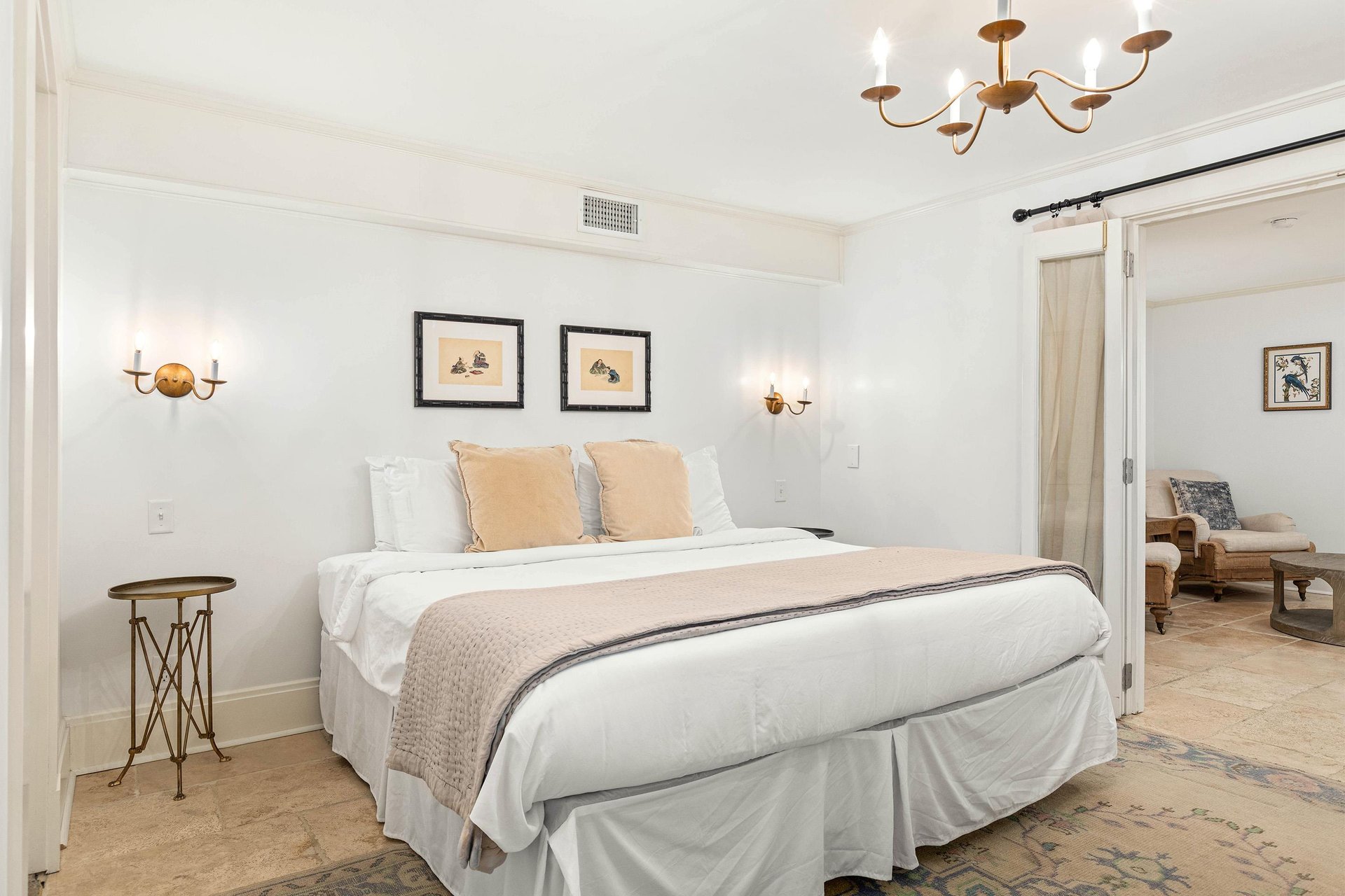 Bedroom 5  King Bed  Ensuite  Garden Apartment  Garden Level