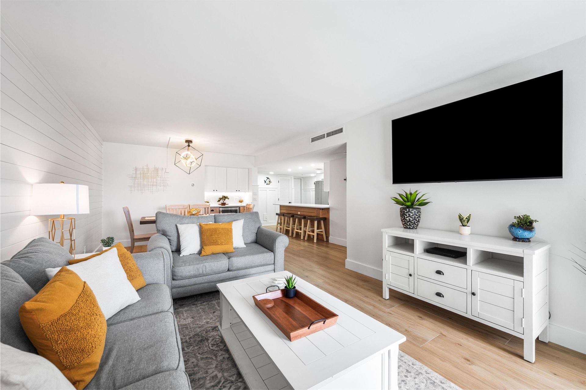 HSRC Living Area with 65 TV