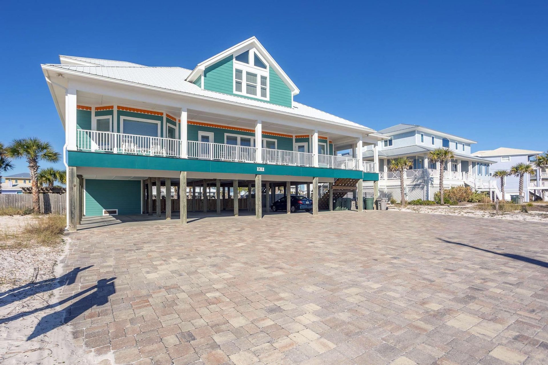 Ariola 1311  The Dolphin House 3