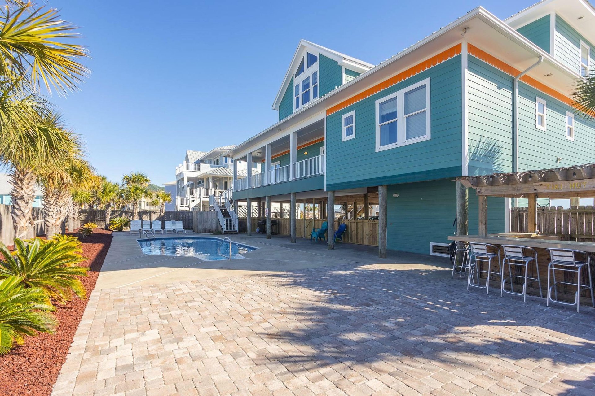 Ariola 1311  The Dolphin House 65