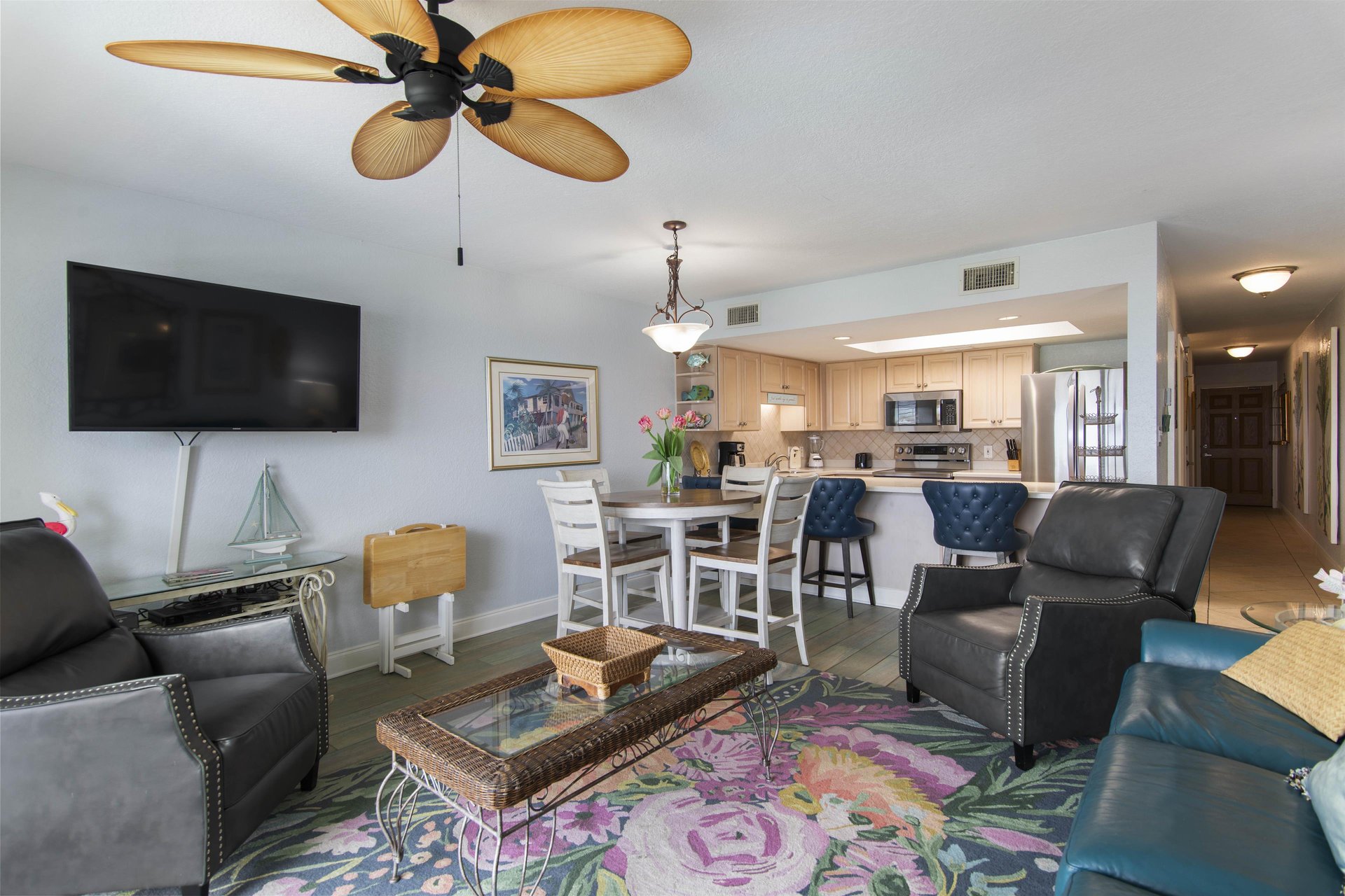 Destin Beach Club 104 5