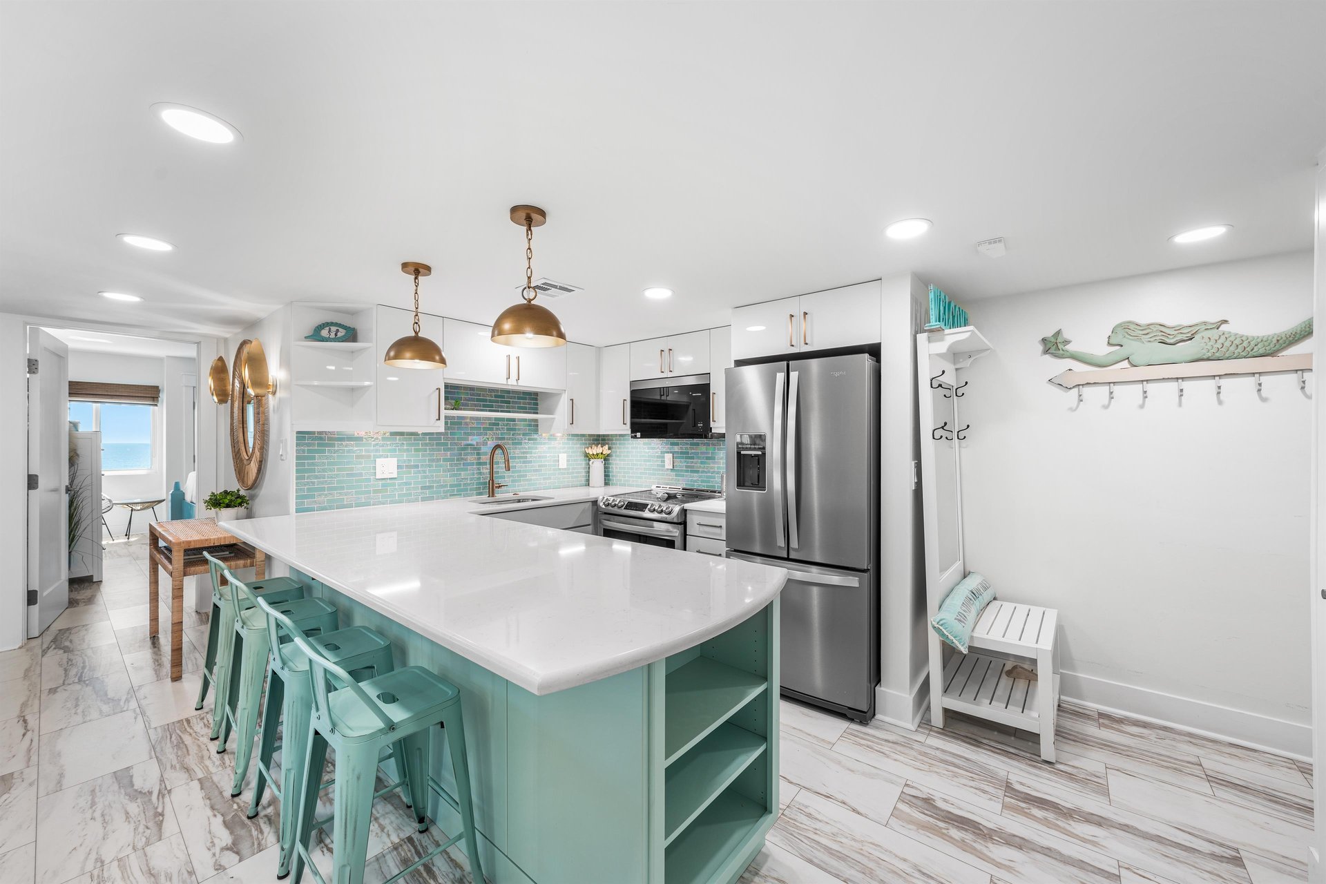 HSRC KitchenBreakfast Bar Seating For Four