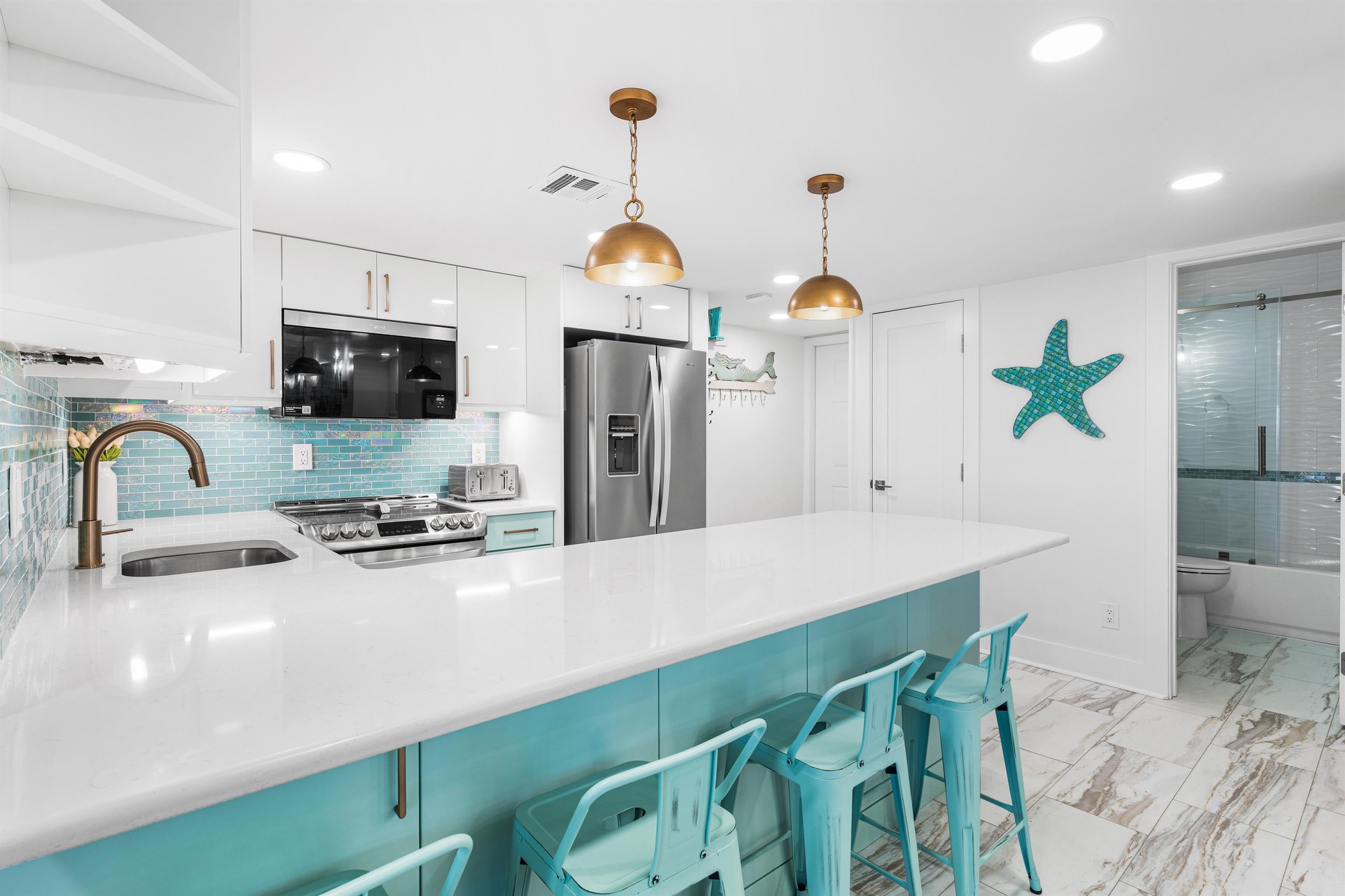 HSRC KitchenBreakfast Bar Seating For Four