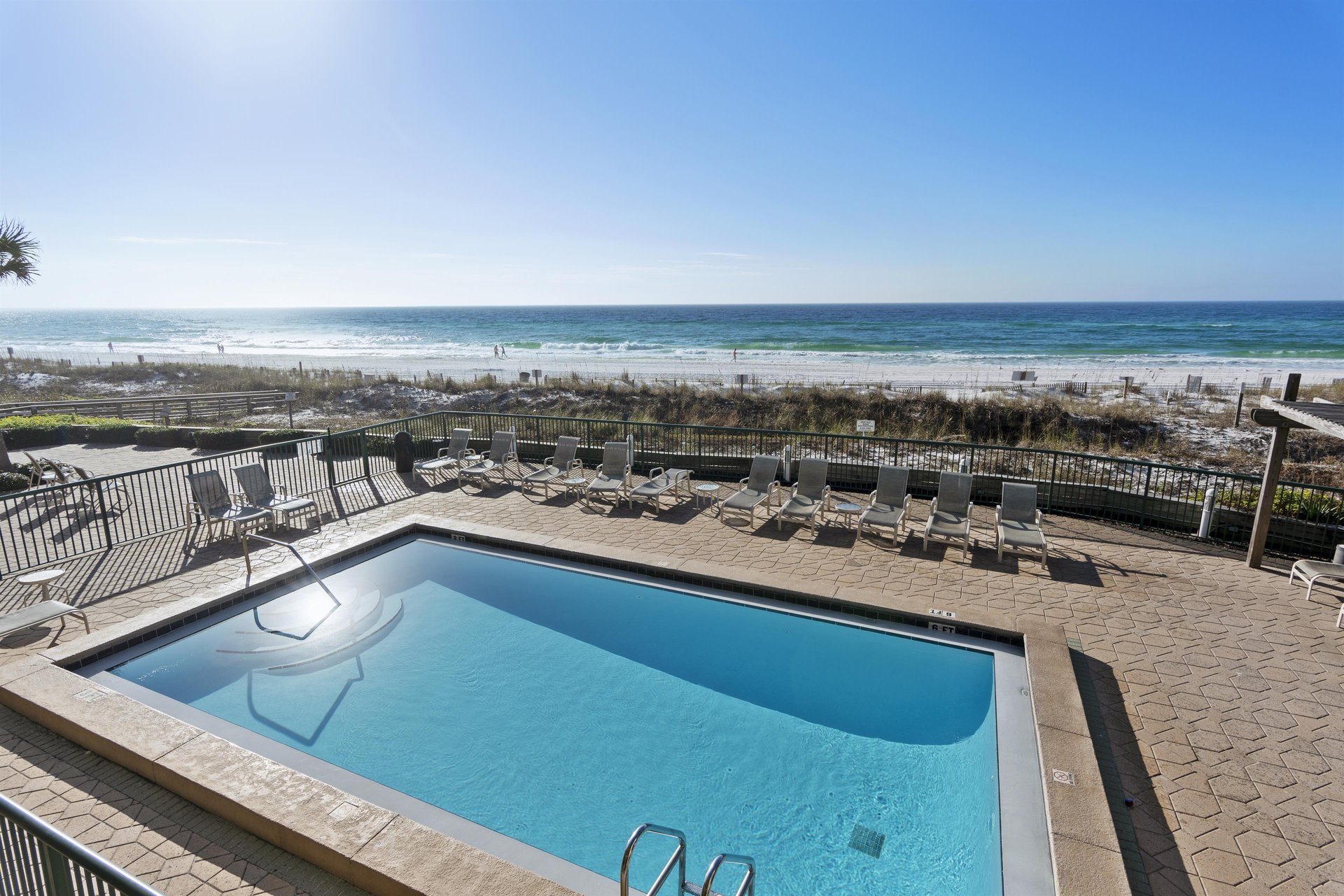 Destin Beach Club 216 16