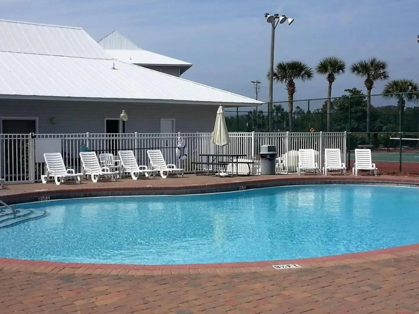 Beachside Villas 931 25