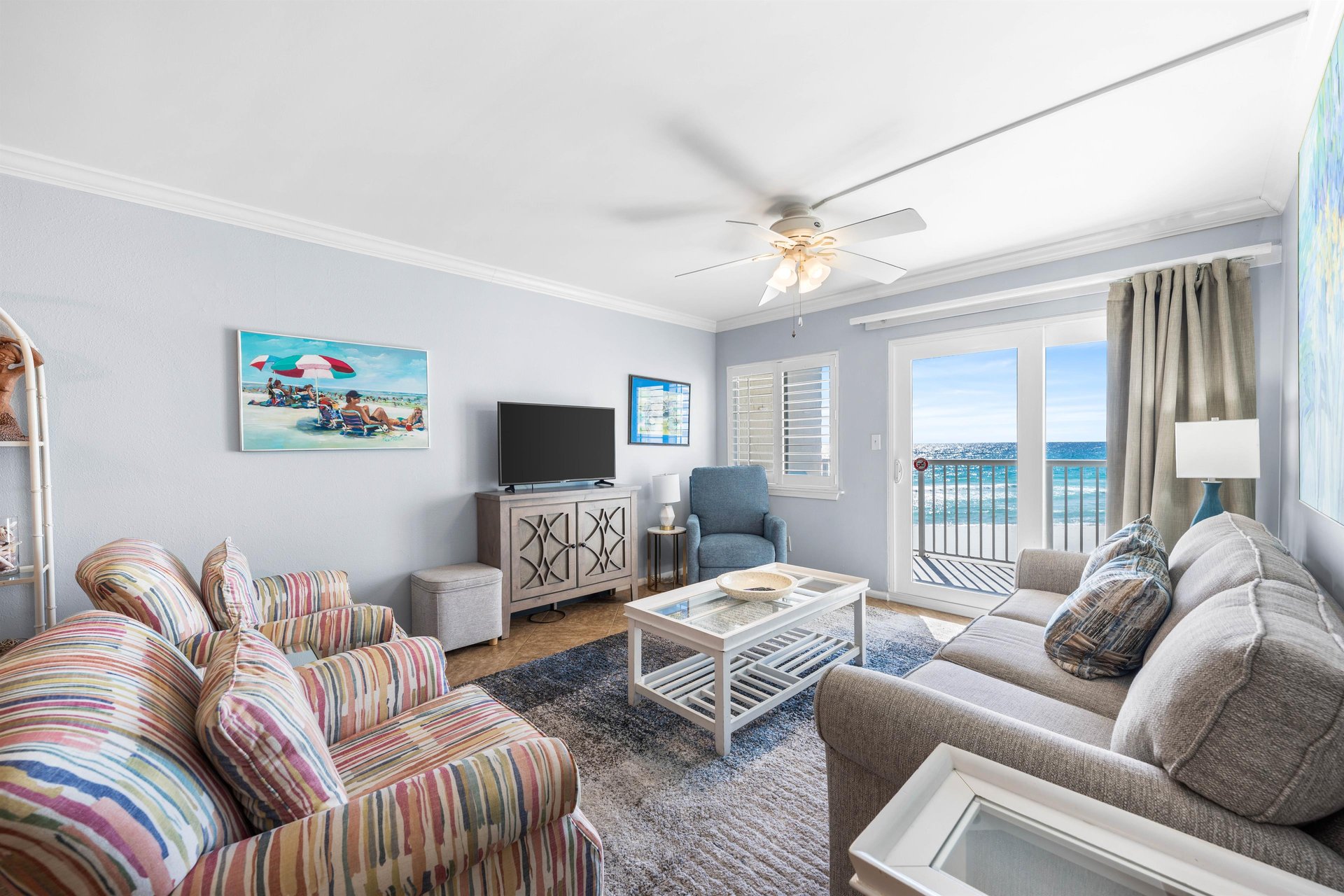 HSRC Living Room With 42 TV