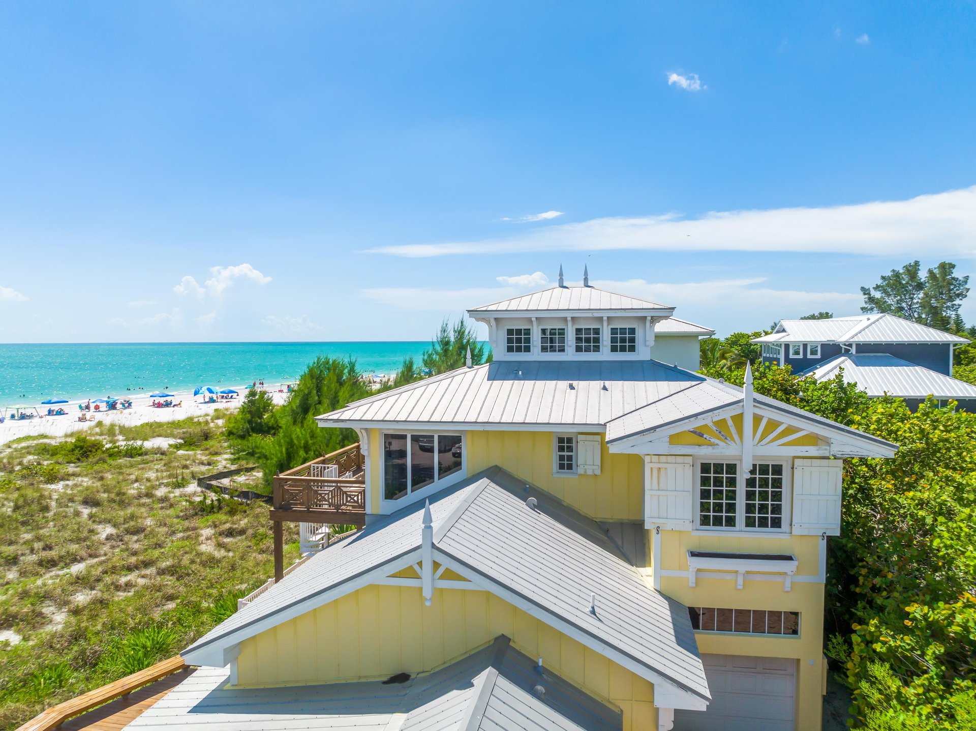 The Big Yellow House  Anna Maria Vacations