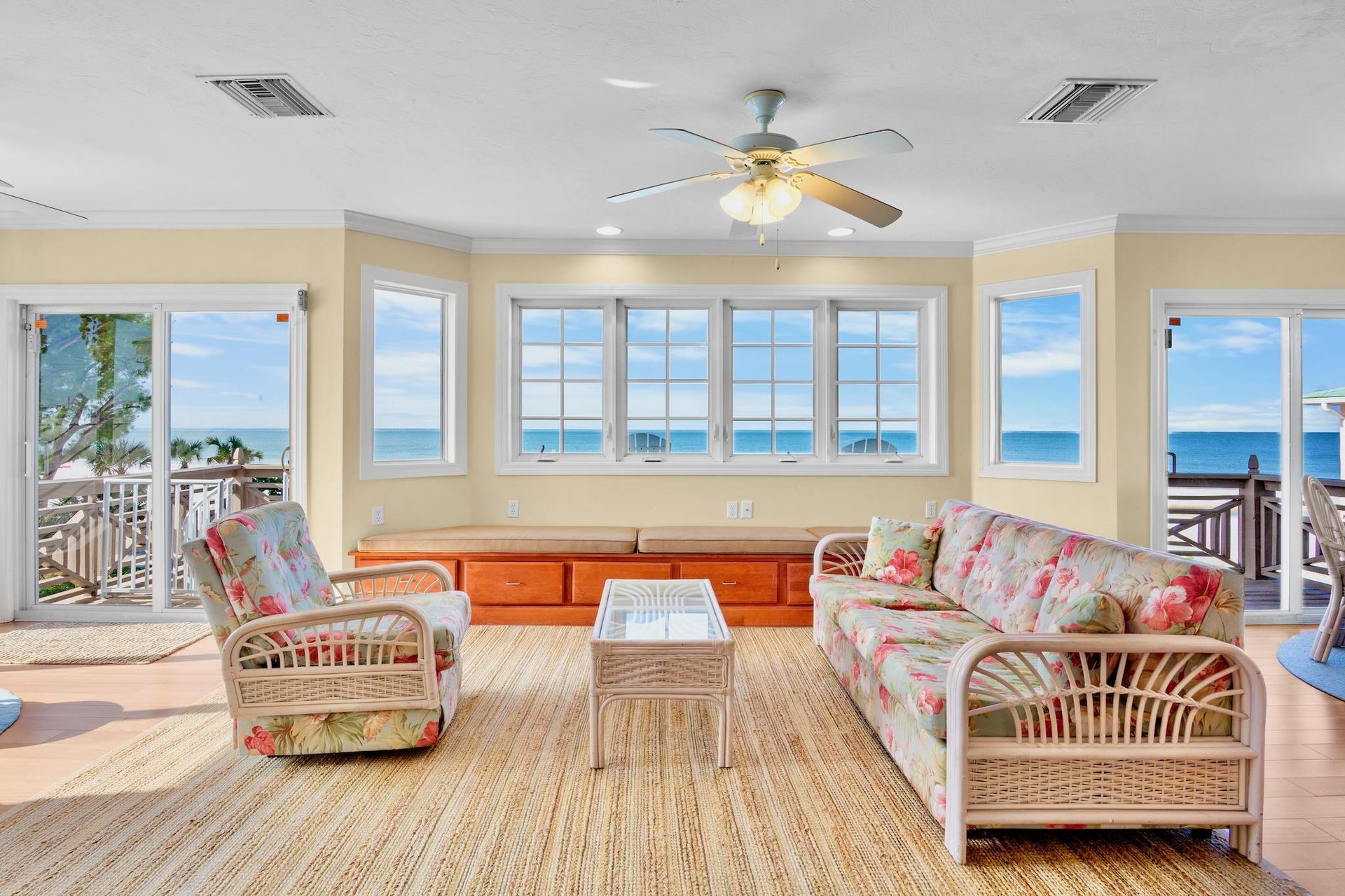 Living Area  Second Floor