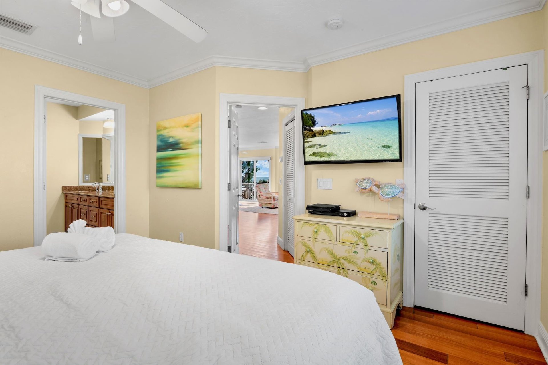 Second Bedroom Second floor King bed