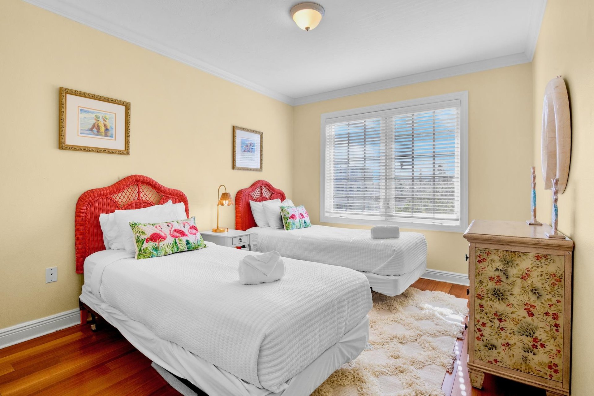 Fifth Bedroom Second floor  Two Twin Beds