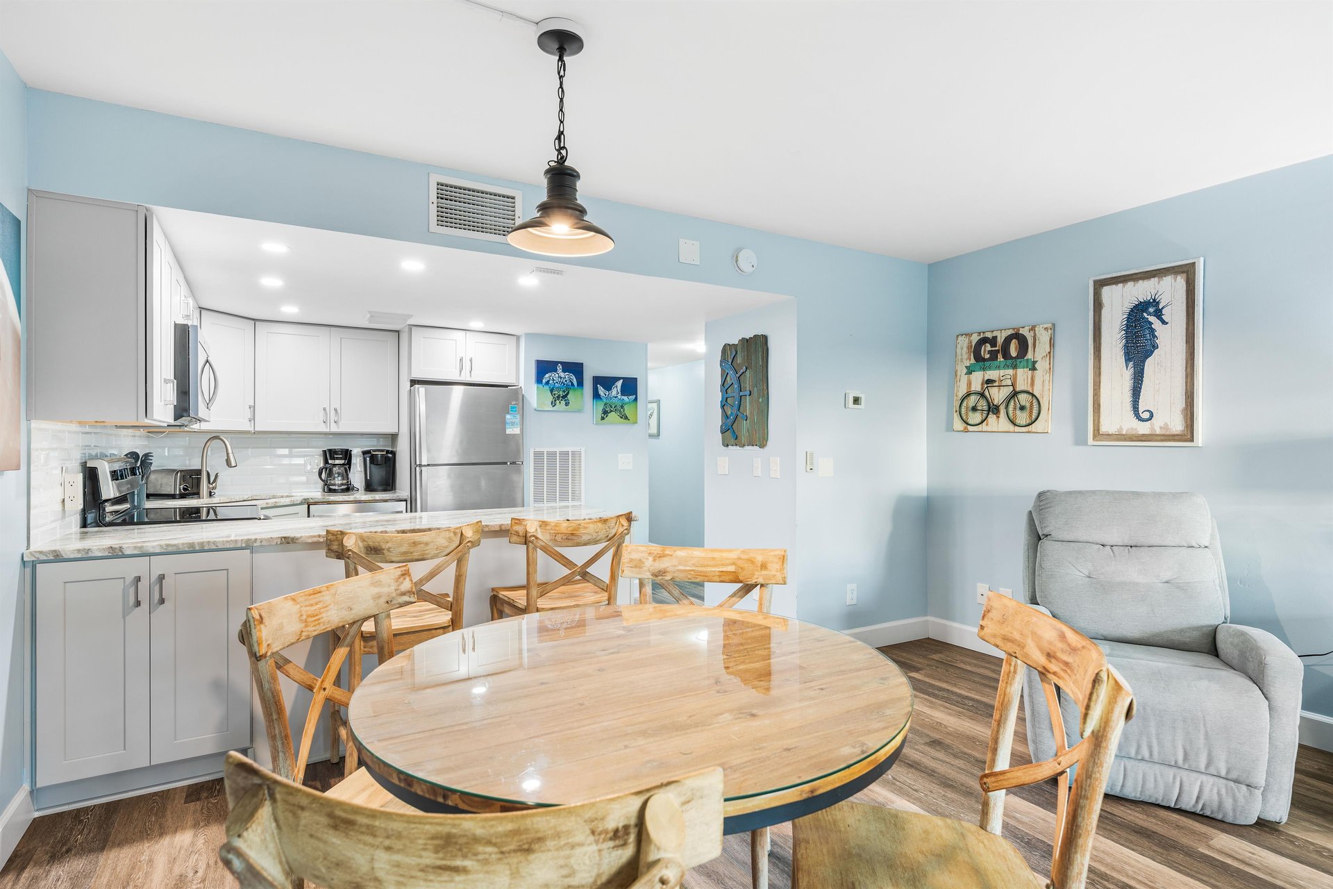 HSRC Dining Room Table Seating Four