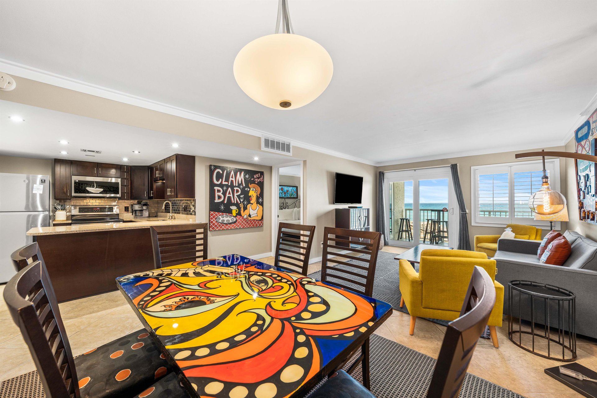 HSRC Dining Room with Seating for Six