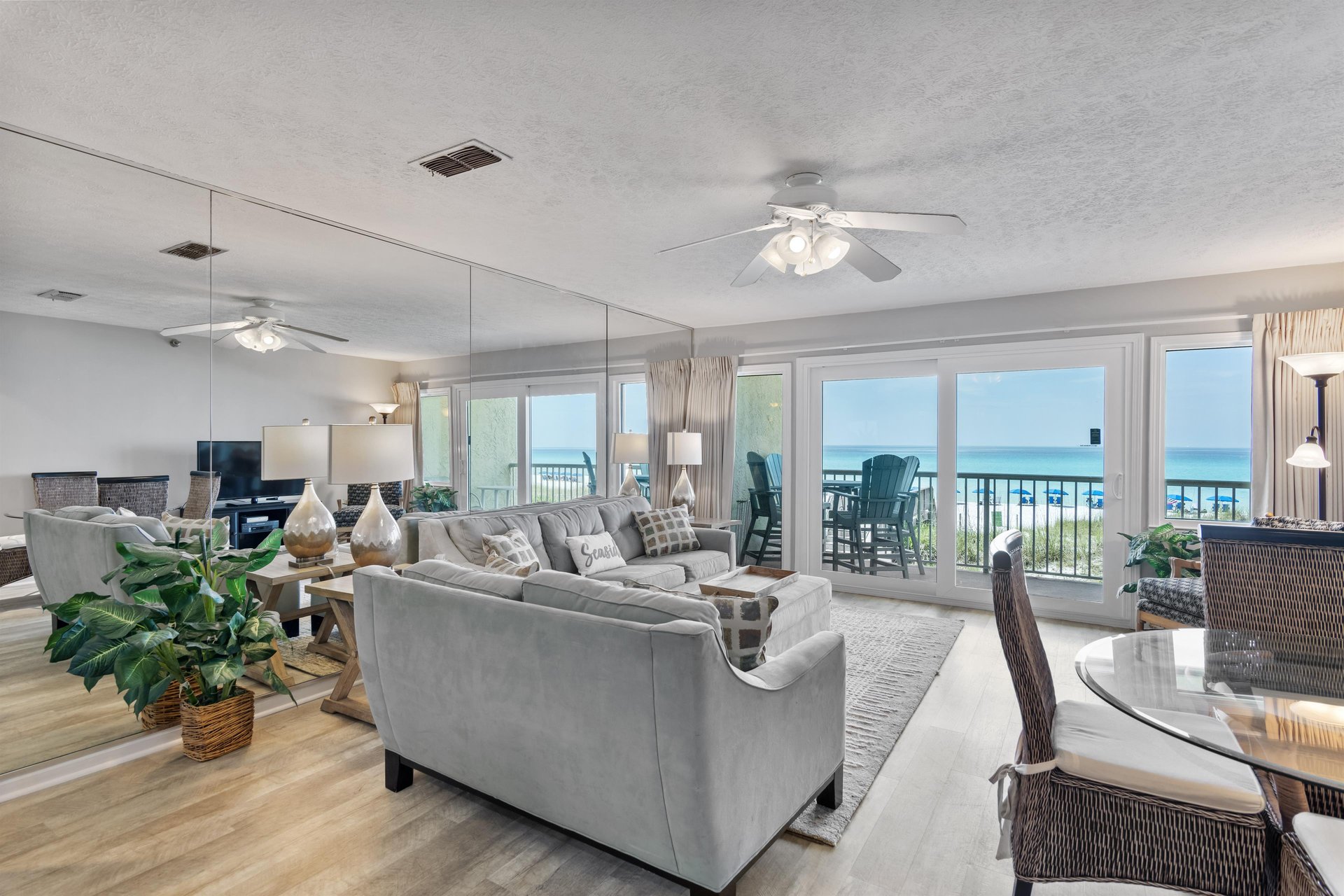 Destin Seafarer 107 3