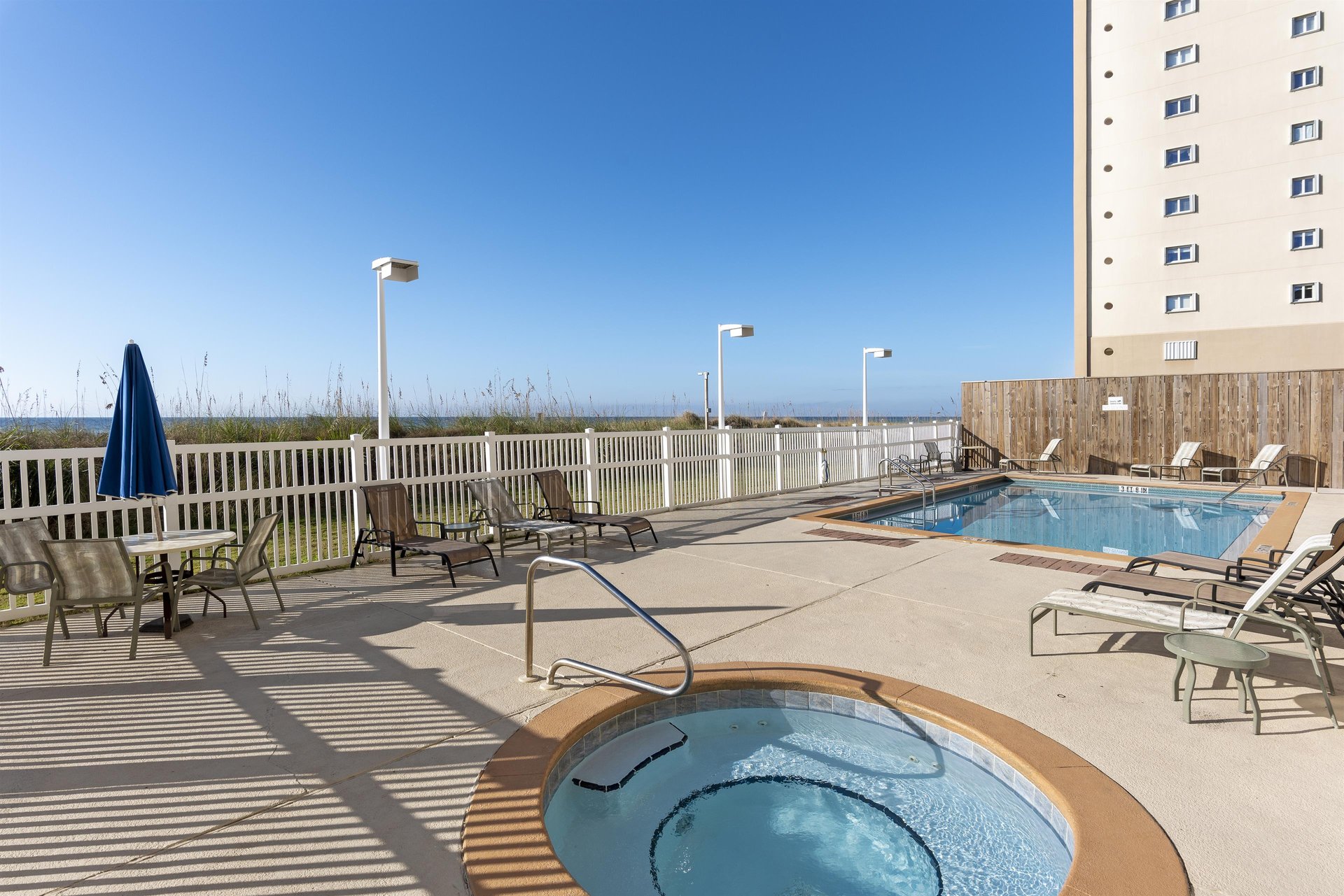 Destin Seafarer 107 20