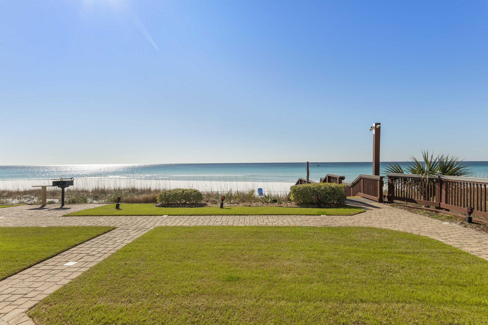 1281357