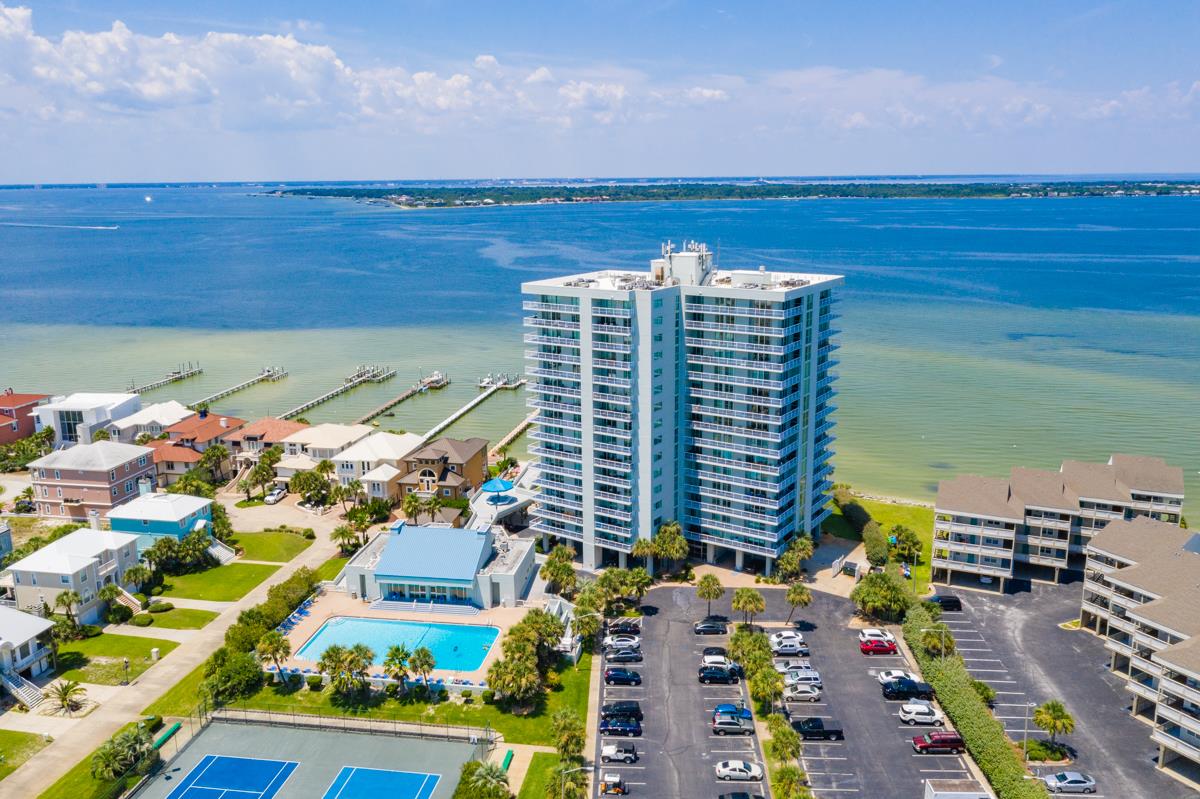 Tristan Towers 10B 24