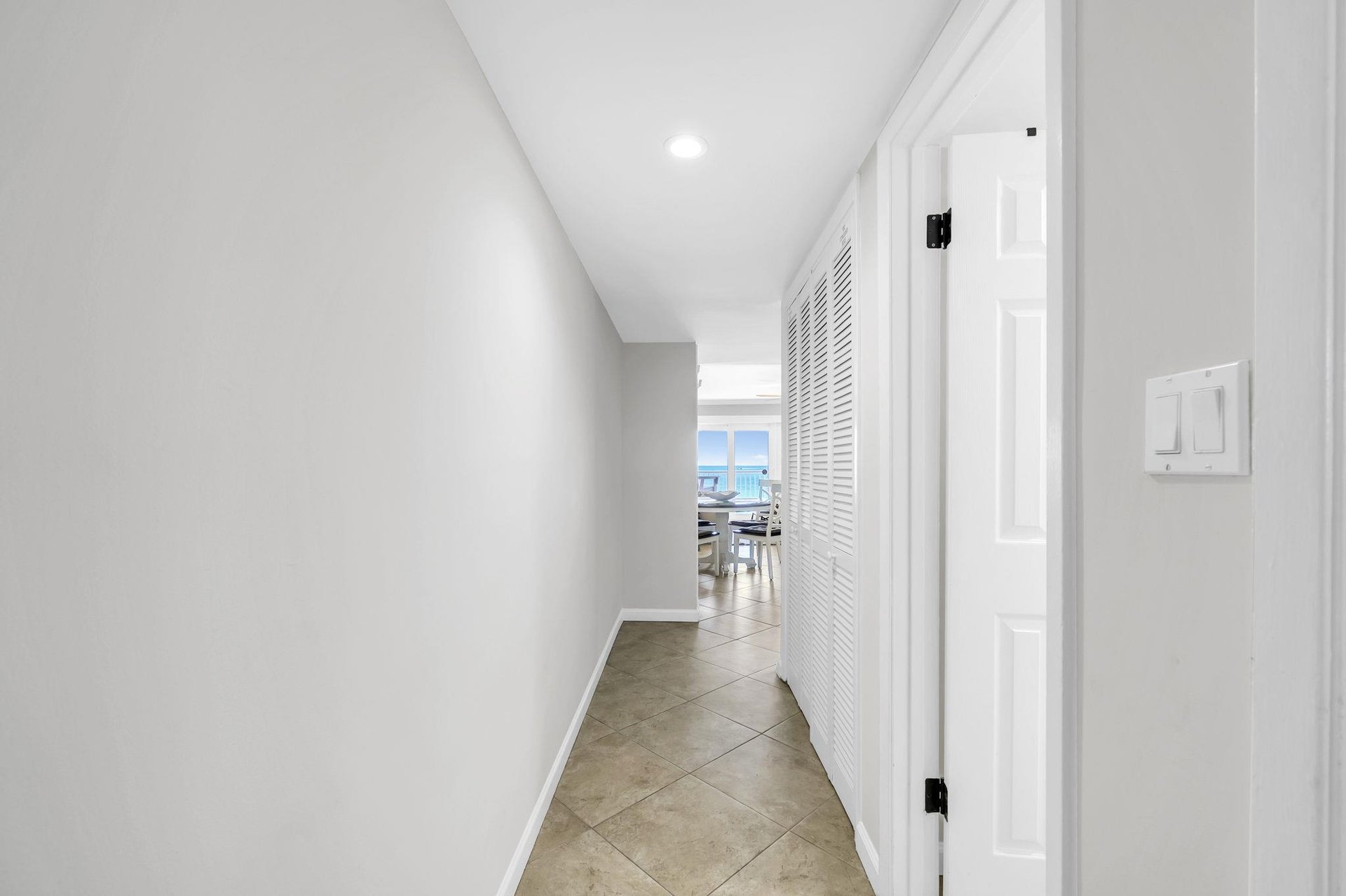 HSRC Unit Entry Hallway