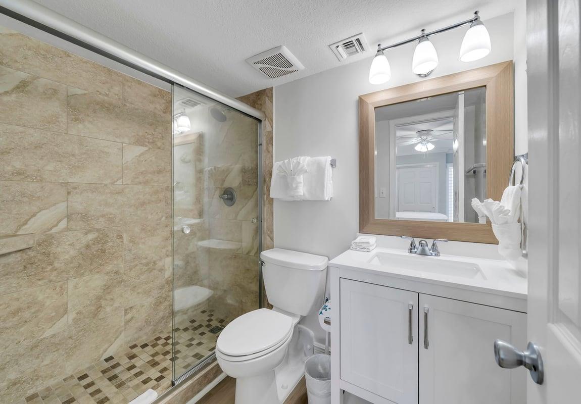 HSRC Master Bathroom with WalkIn Shower