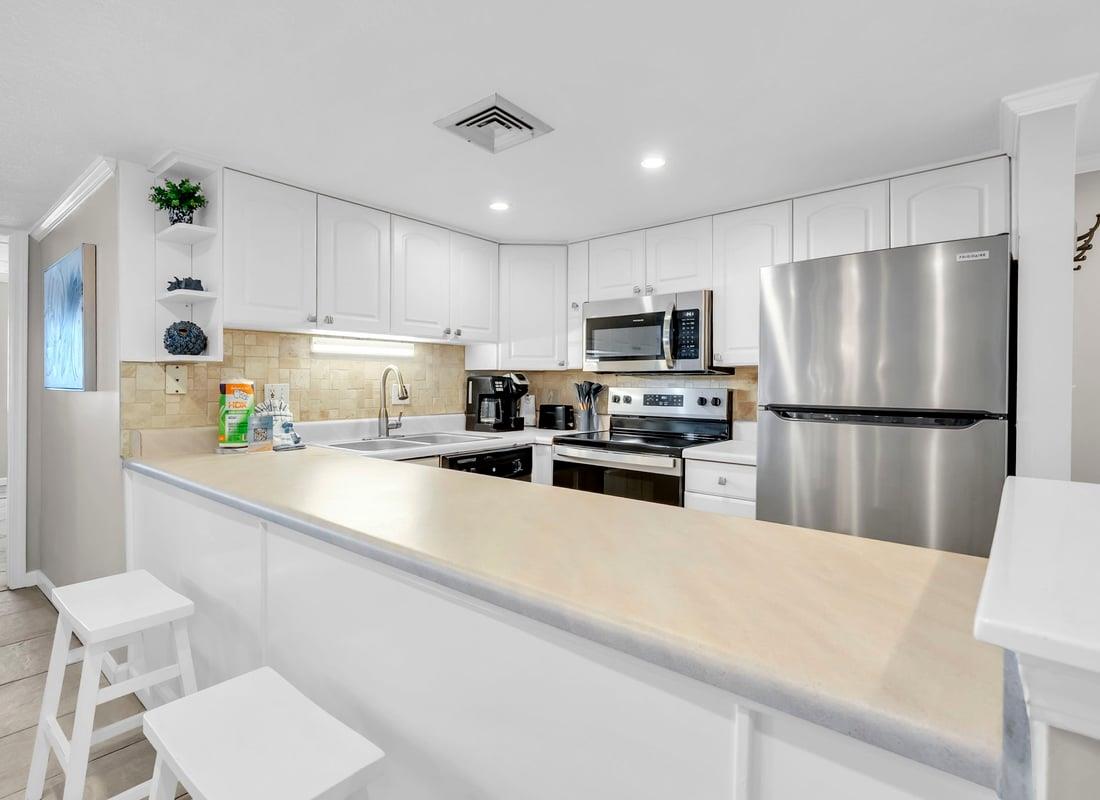 HSRC KitchenBreakfast Bar With Seating For Two