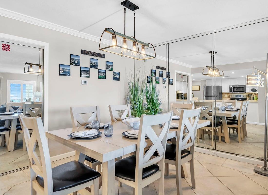 HSRC Dining Area With Seating For Six
