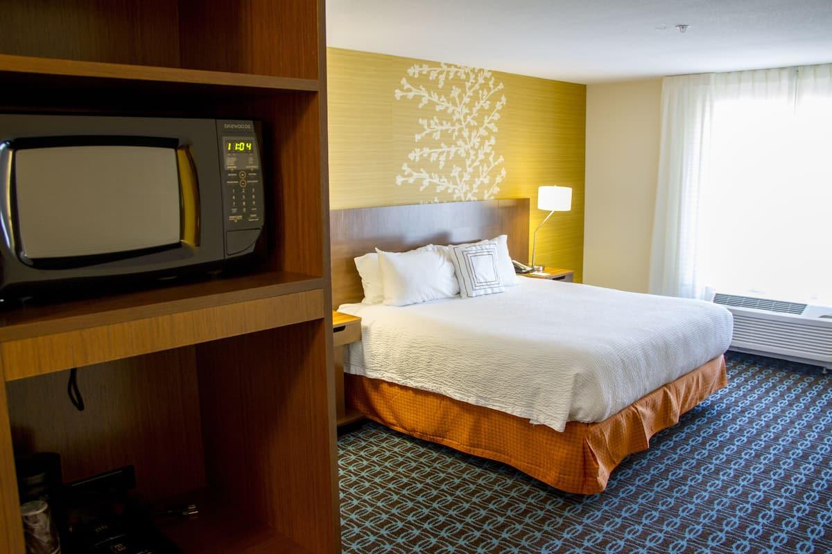 Room at Wavecrest Lodge in Fort Walton Beach, Florida