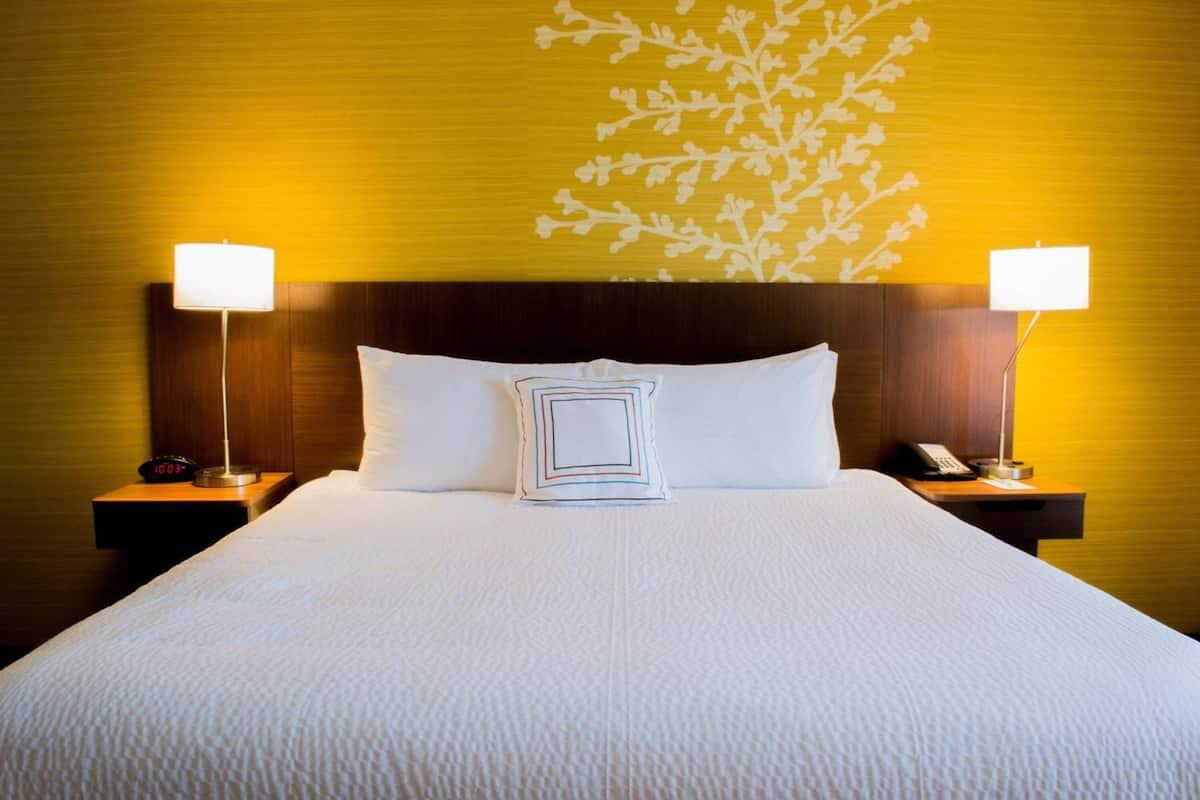 Room at Wavecrest Lodge in Fort Walton Beach, Florida