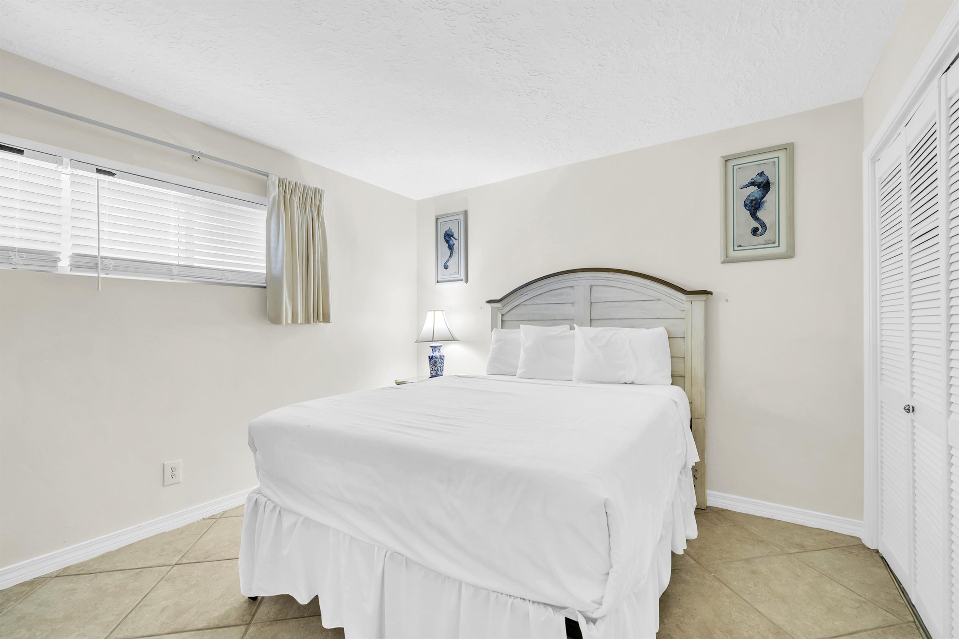 Guest Bedroom Overview