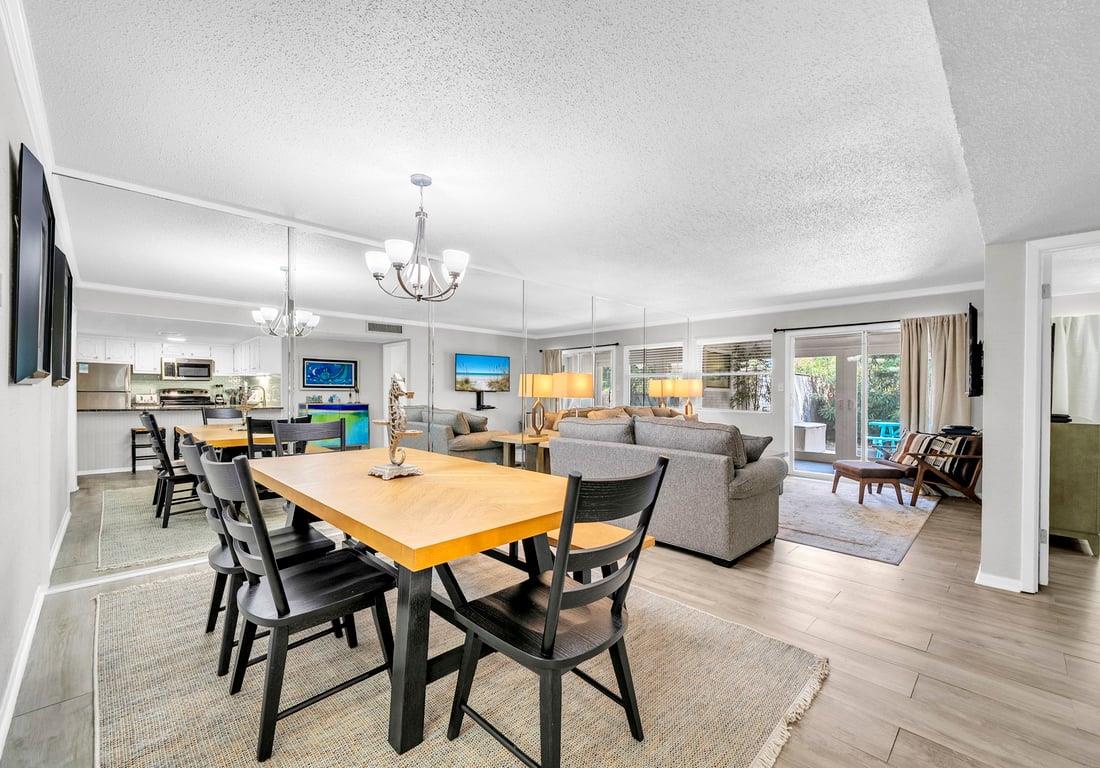 HSRC Dining Area with Seating for Six