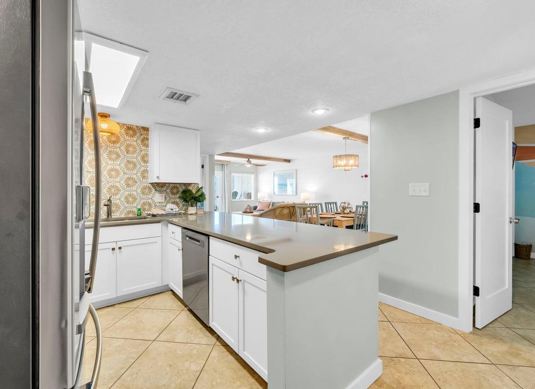 Kitchen entry