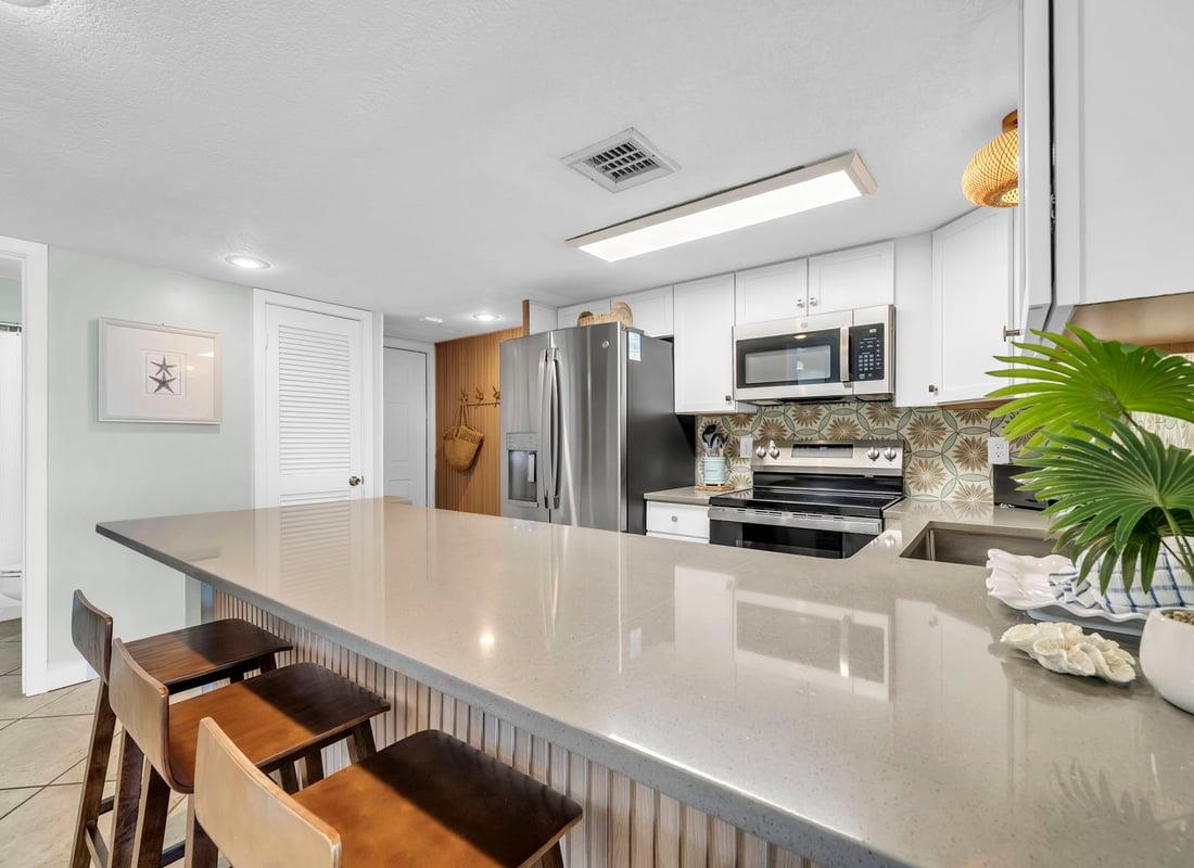 Kitchen bar
