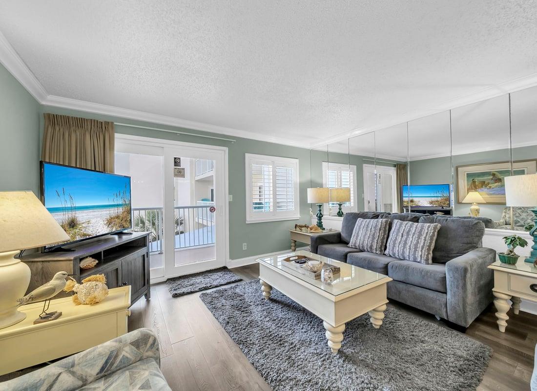 HSRC Living Area With Sofa Sleeper  51 TV