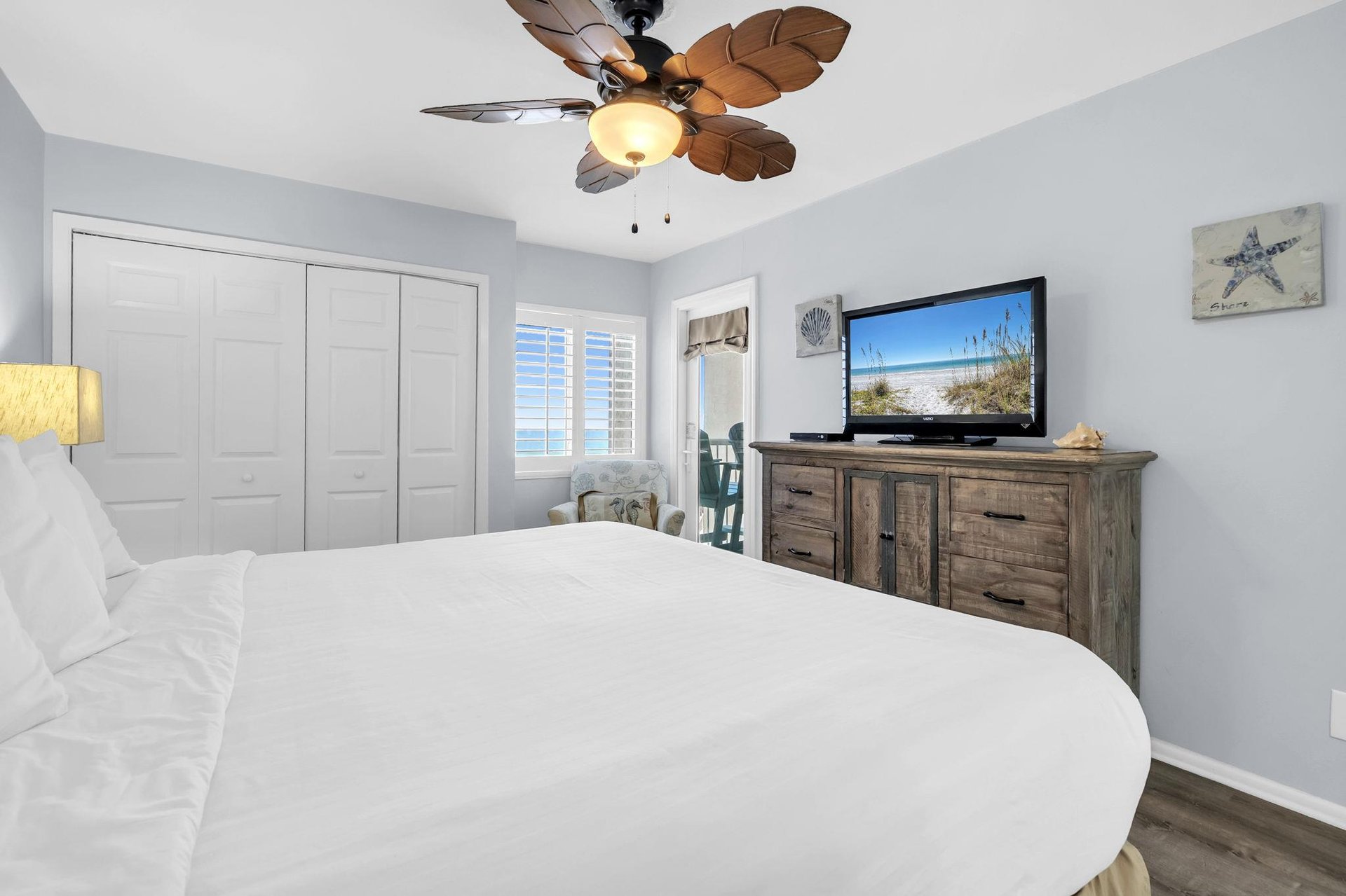 King bedding in master bedroom