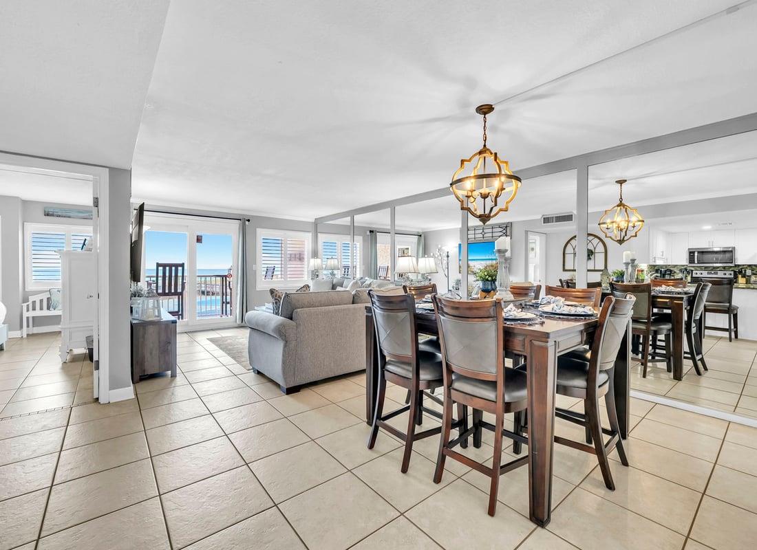 HSRC DiningLiving Area