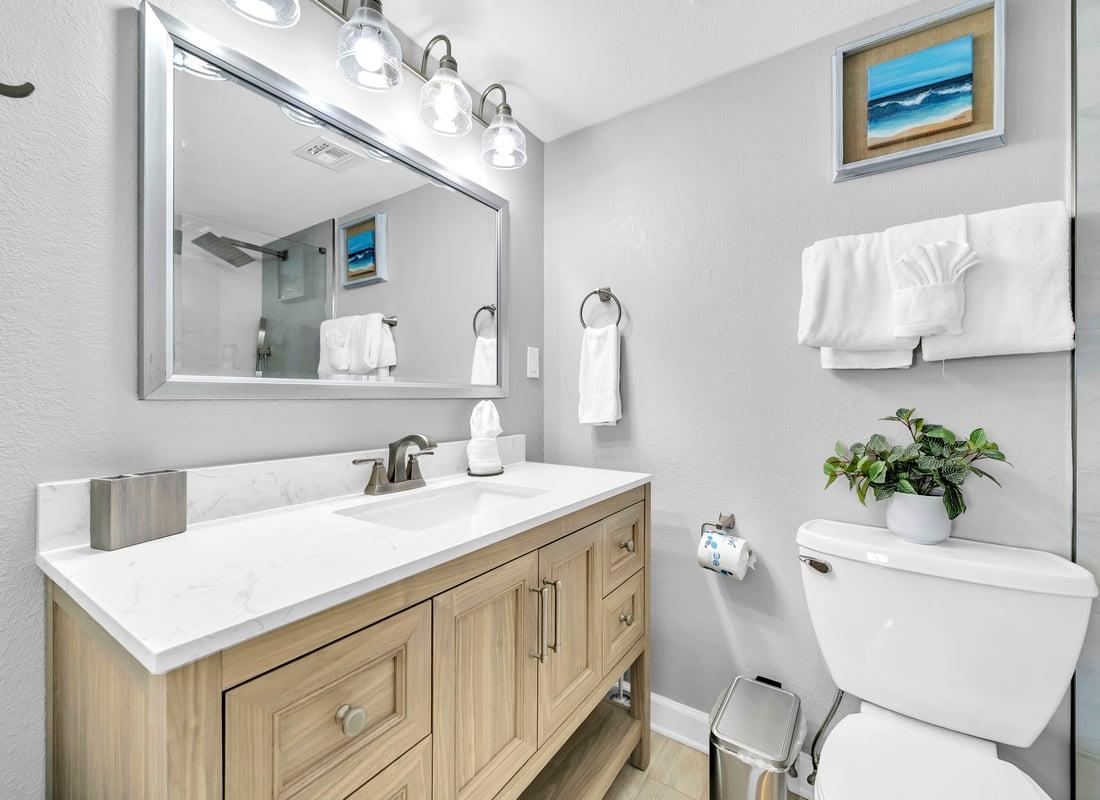 HSRC Master Bathroom