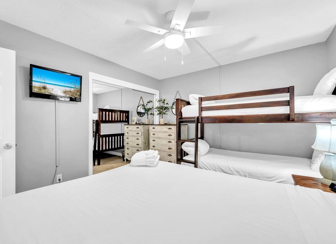 HSRC Guest Bedroom with 26 TV, Queen Bed  Twin Bunk Bed