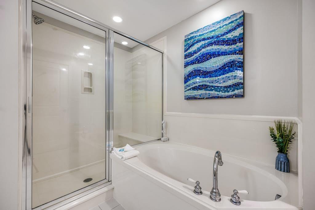1399309