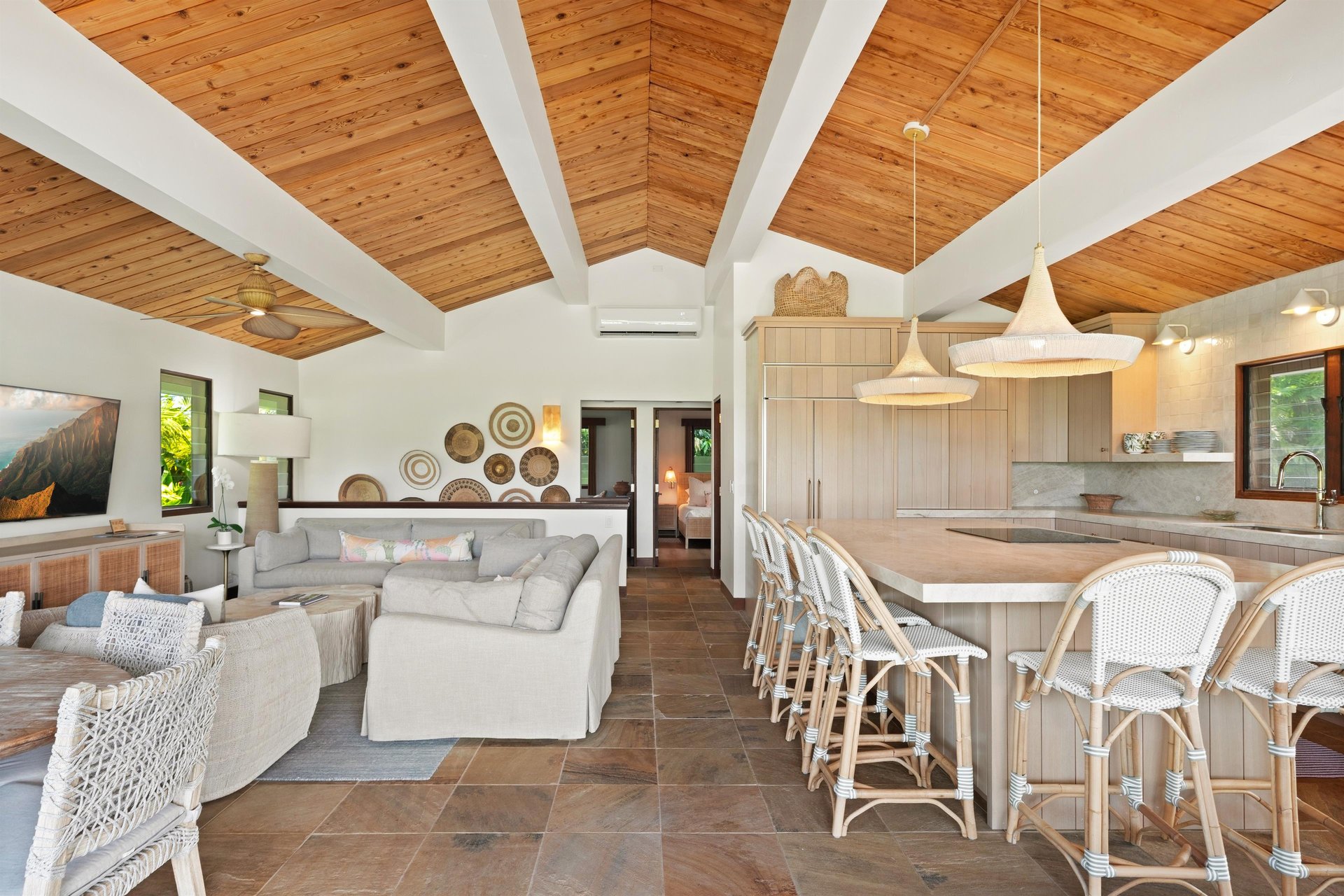 Open floor plan for entertaining