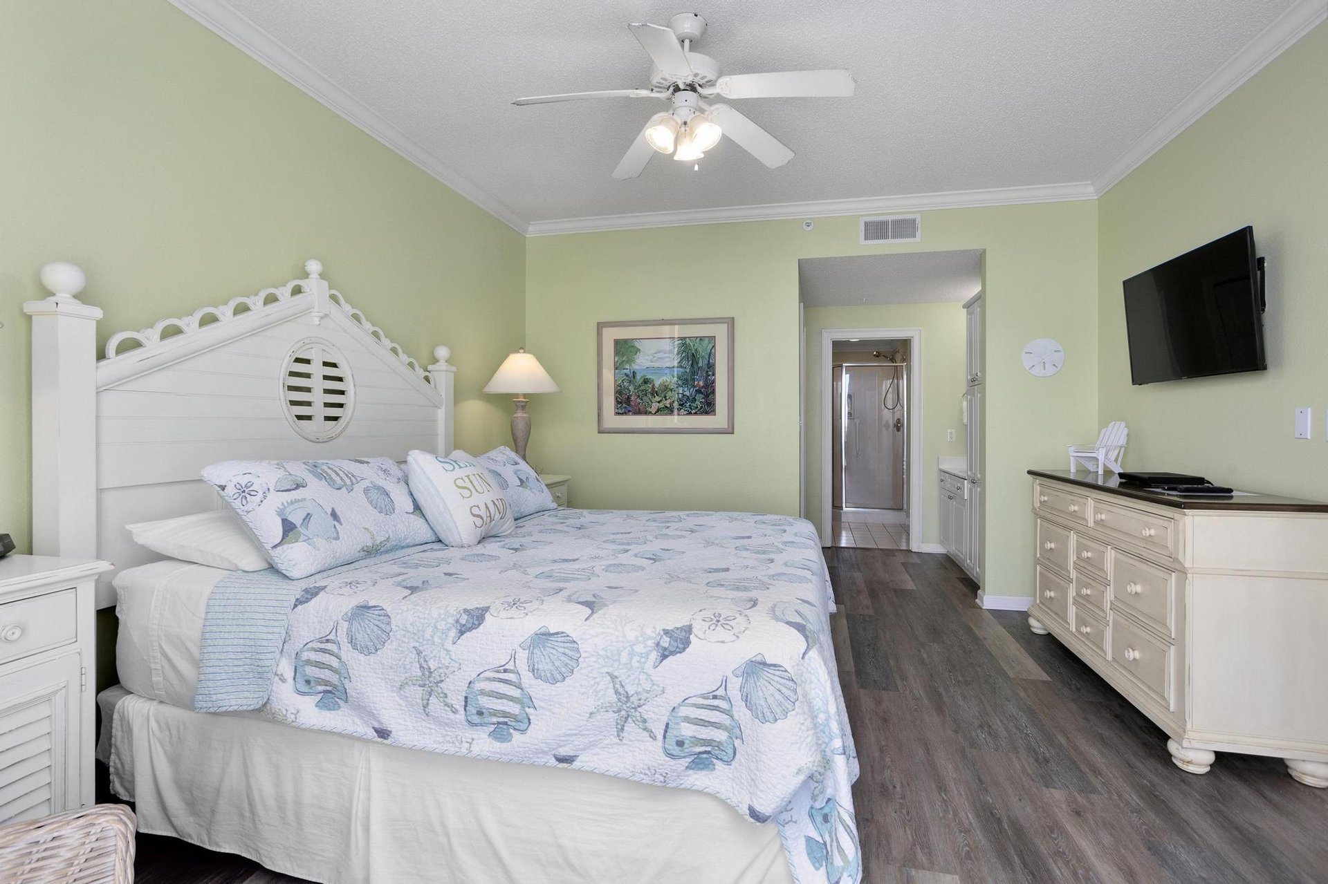 The Pearl of Navarre 303  Seas the Day 23