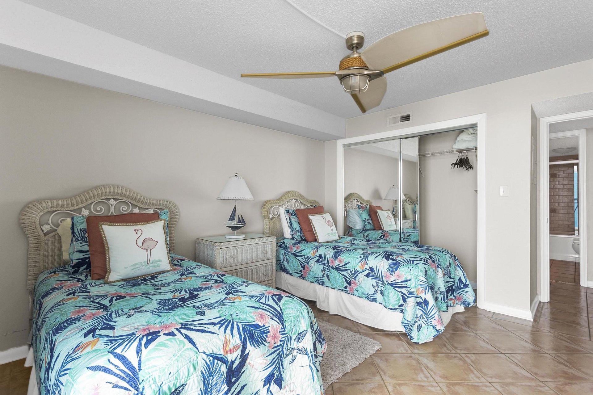 Sabine Yacht and Racquet Club 9D 18