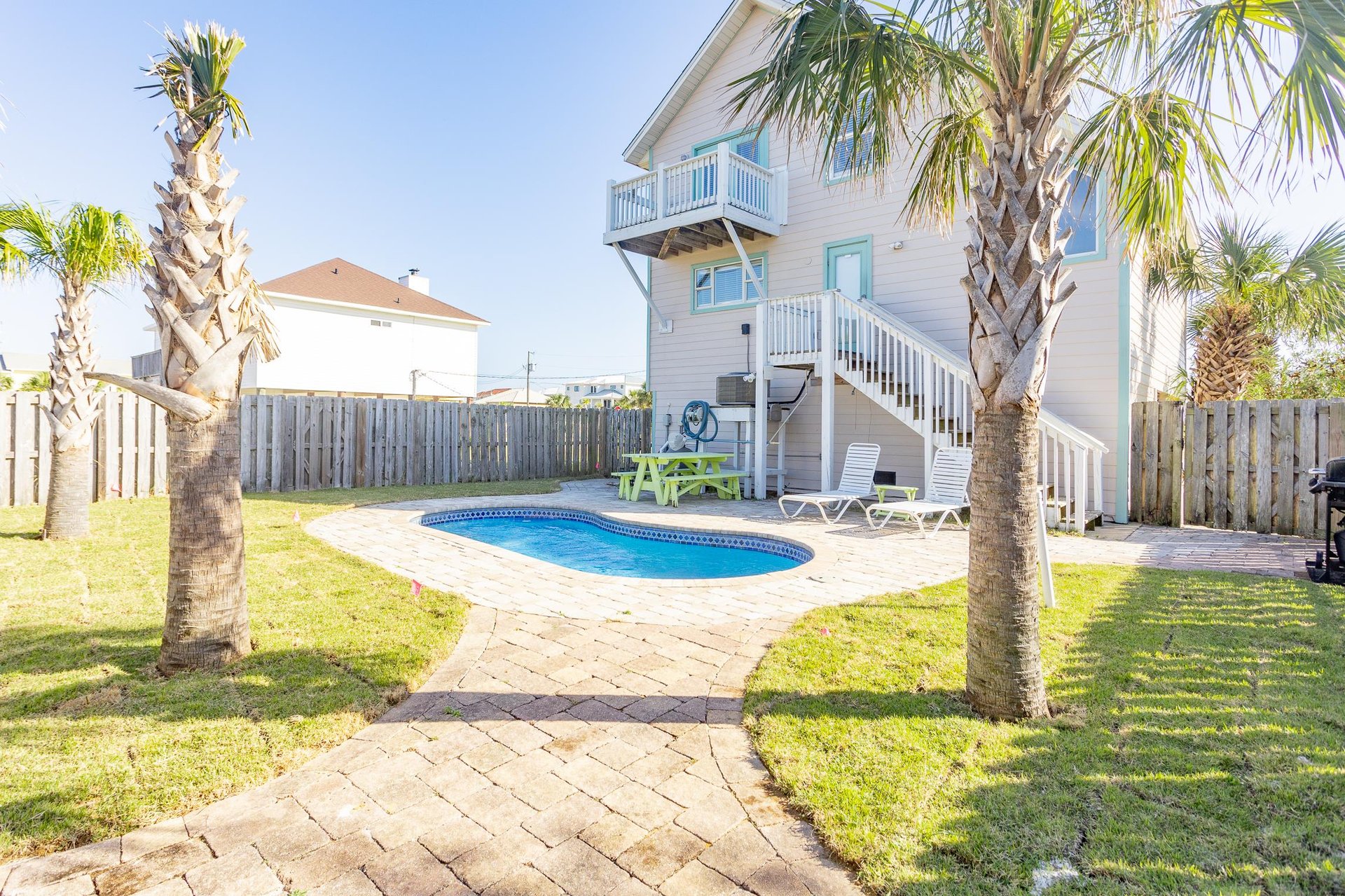 Maldonado 813  The Lazee Lagoon Beach House 11