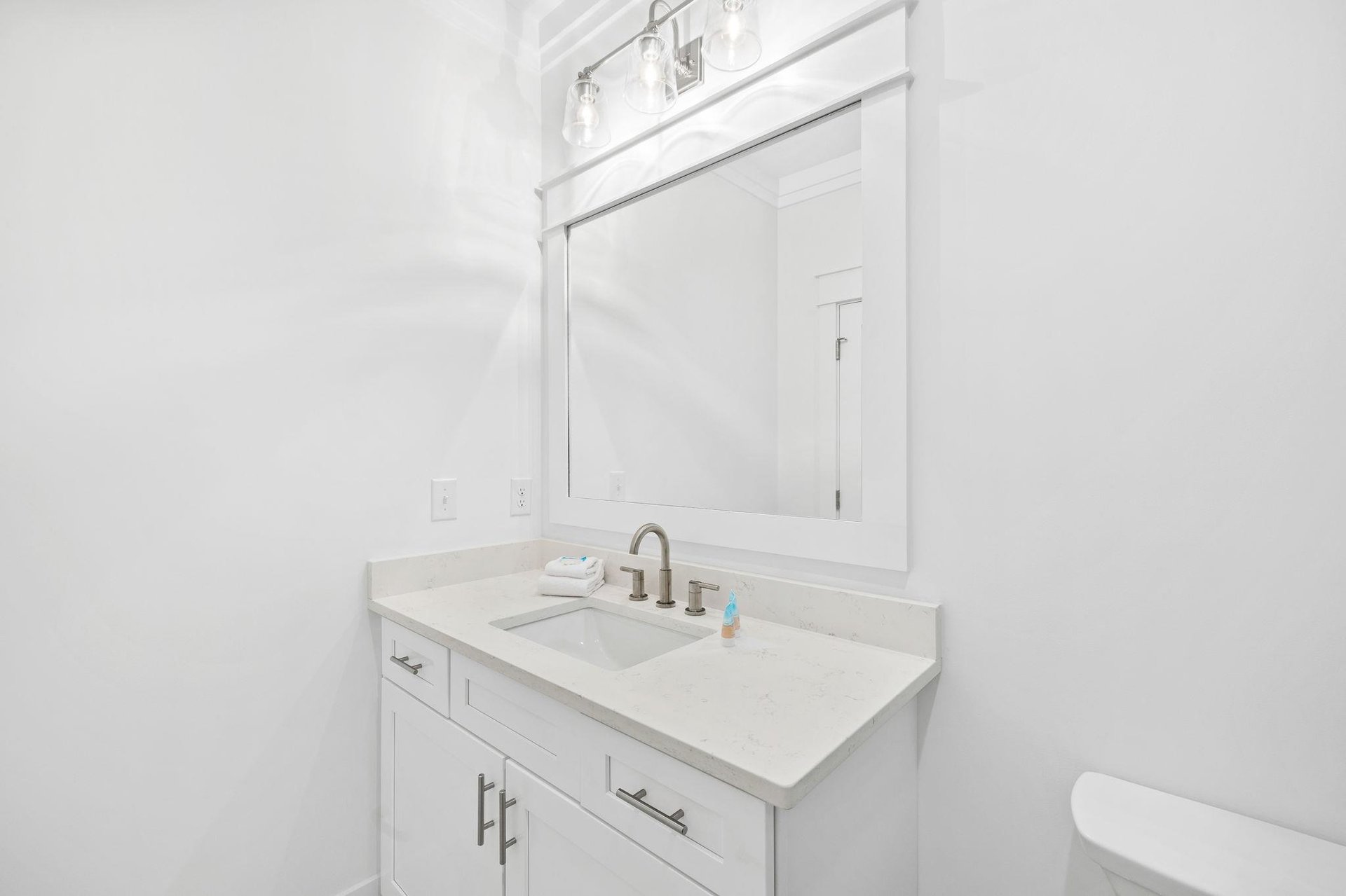 Coastal Pearl 27