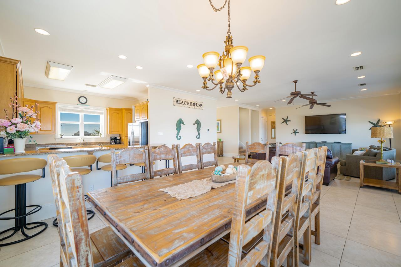 Gulf Horizons 9